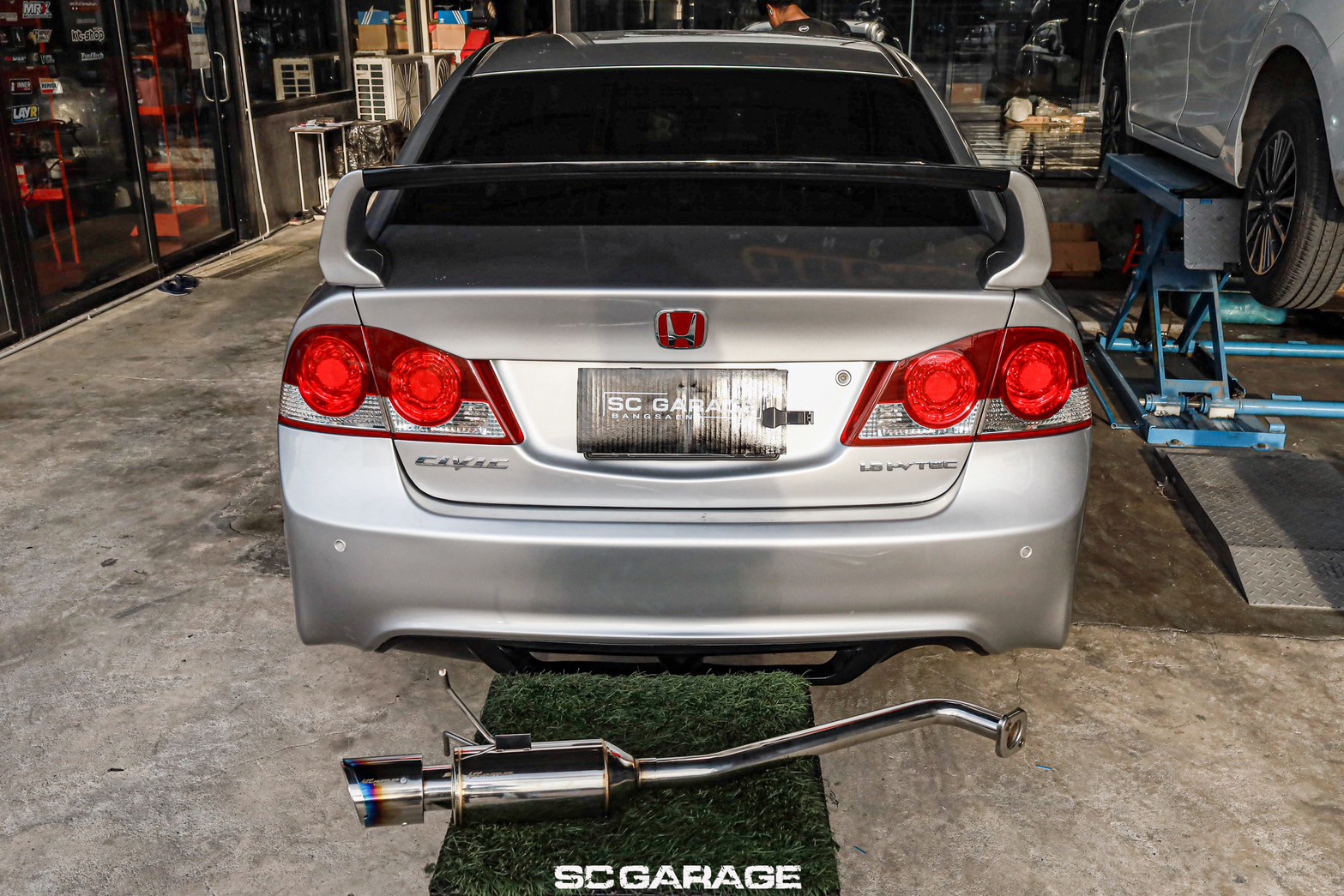 SC Garage Bangsaen - เอส ซี การาจ บางแสน - CIVIC FD เข้ามาติดตั้งท่อAZC ...