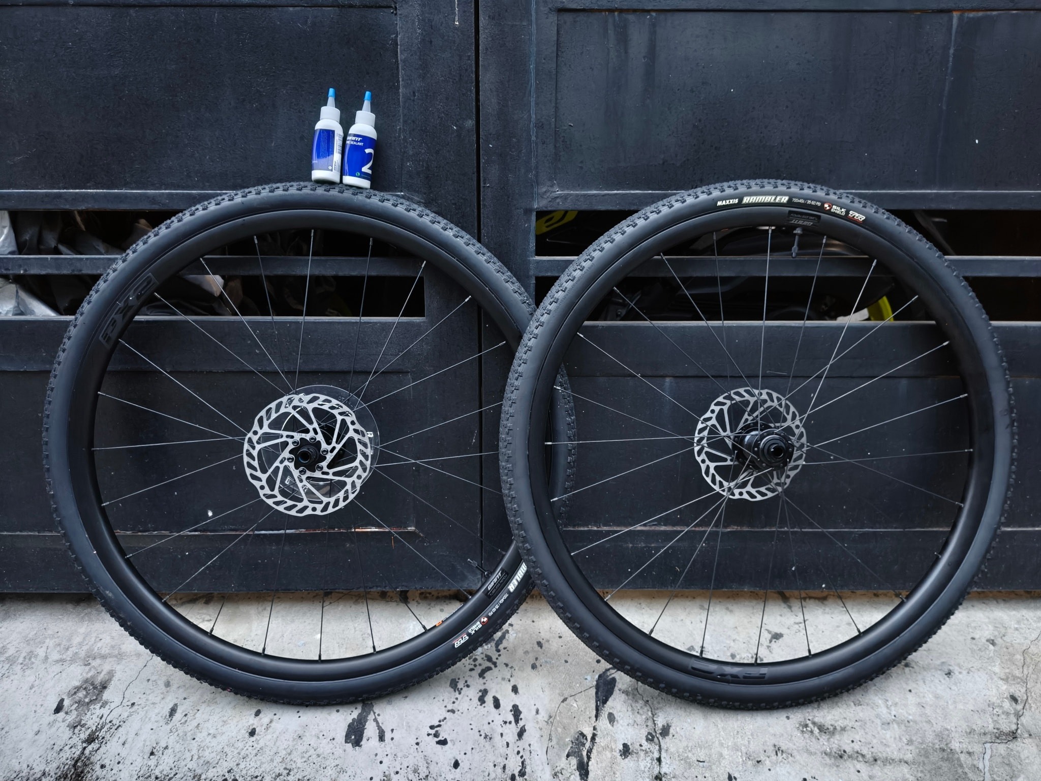 Giant px2 disc wheelset for sale