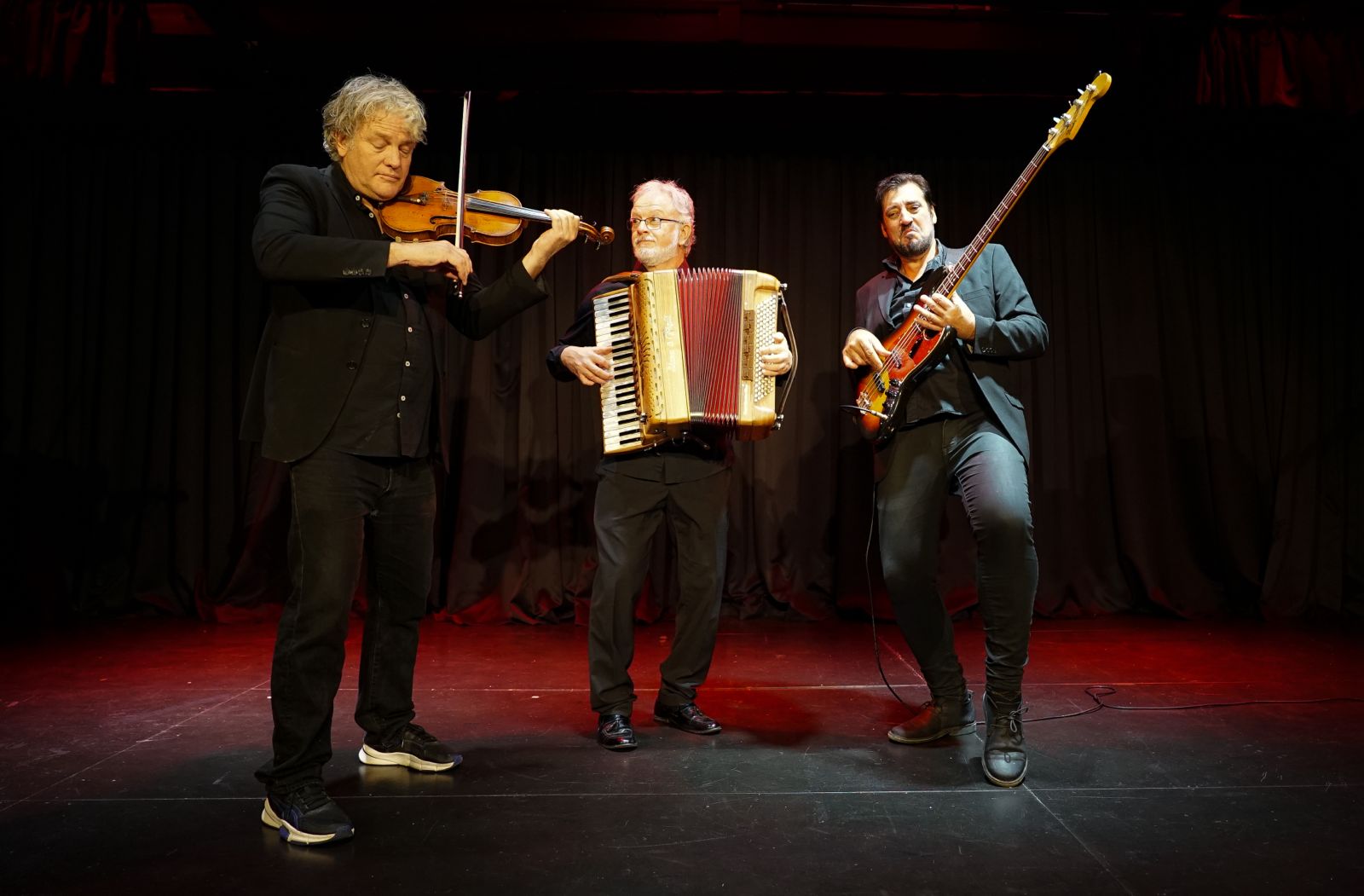 Cape - The Story of Vivaldi's Four Seasons Vivaldi like you've NEVER ...