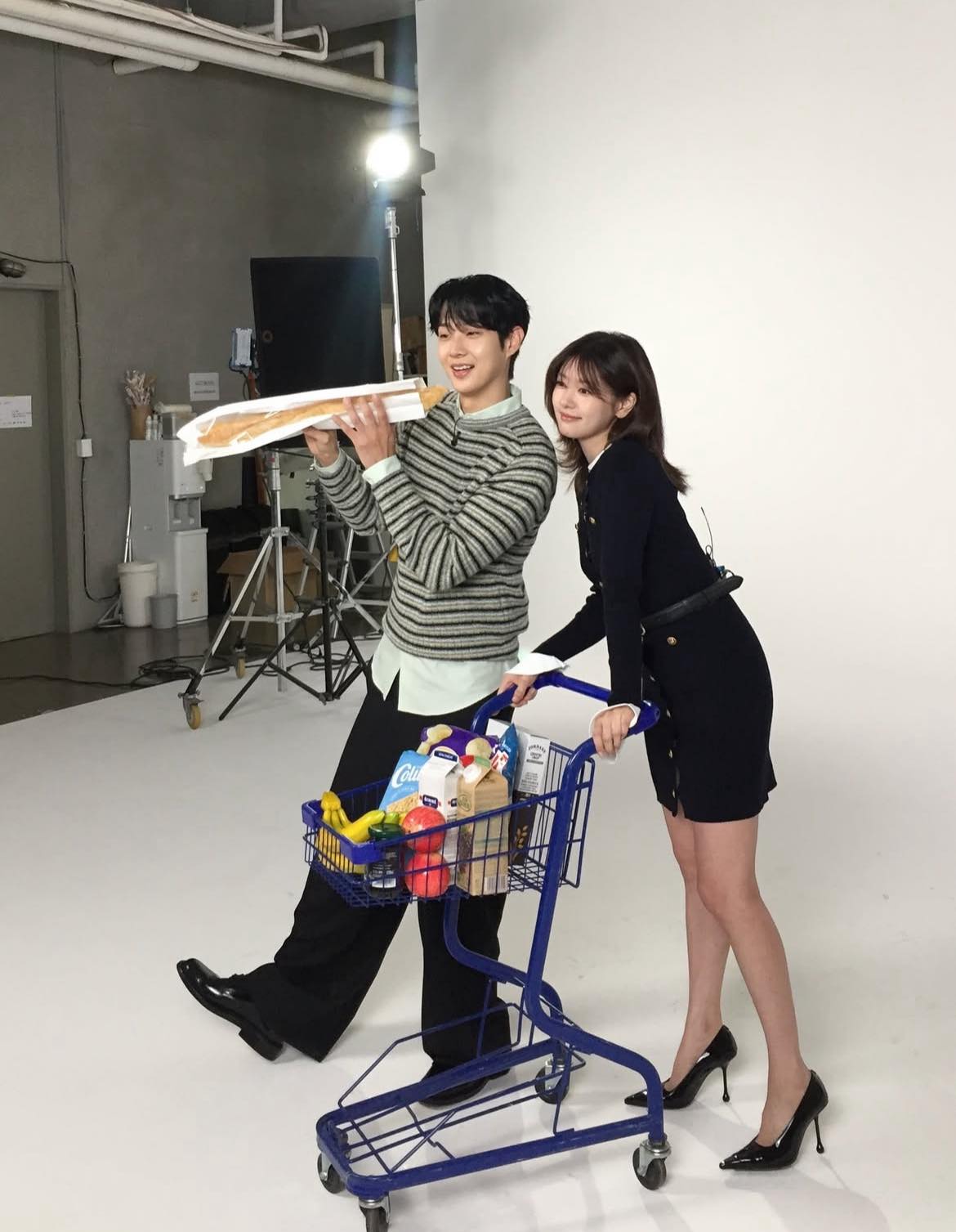 Jung - ชเวอูชิกพูดถึงจองโซมินด้วยรอยยิ้มว่า “คนที่รู้จักจะรู้ว่าโซมิน ...