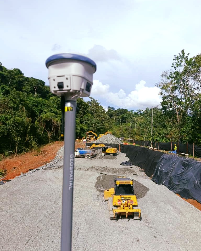 Geosystem - ¿Buscas precisión sin complicarte en campo? 📡 El sistema ...