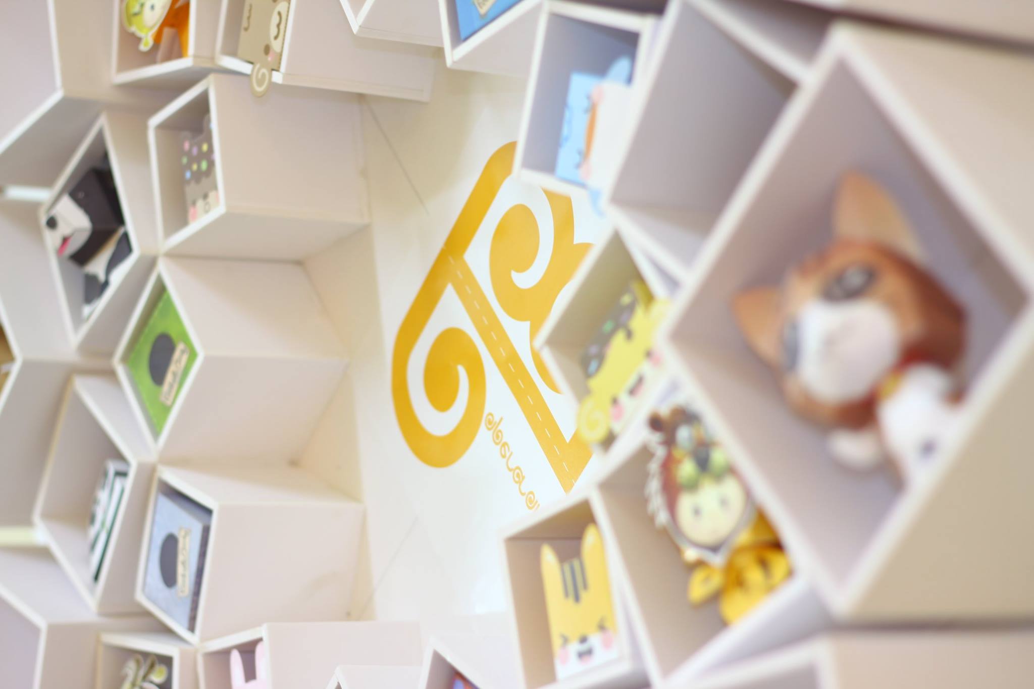 Papercraft BT'Shop - https://creativepark.canon/en/contents/CNT-0021027 ...