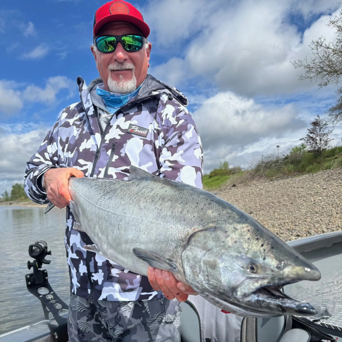 shakespeare ugly stik walleye rod reel combo GX2 Spincast fisherman svg and Ugly Stik Clear abu garcia cardinal bruiser Size:SAGLD80-2SPD - High 3.9:1 / Low 1.7:1