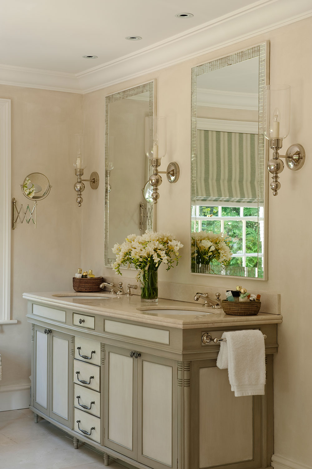 Louise Jones Interiors... - The List by House & Garden | Facebook