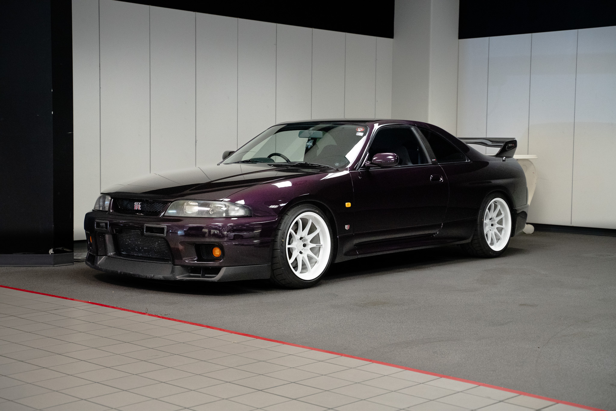 Automotive - This week's car highlight is a Classic Nissan GTR V-Spec ...
