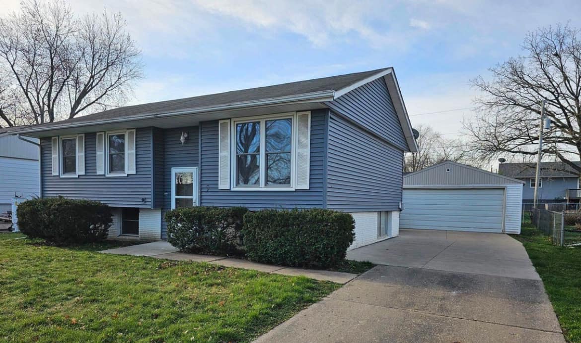 Brooke Hintze, Ruhl & Ruhl Realtors | Bettendorf IA