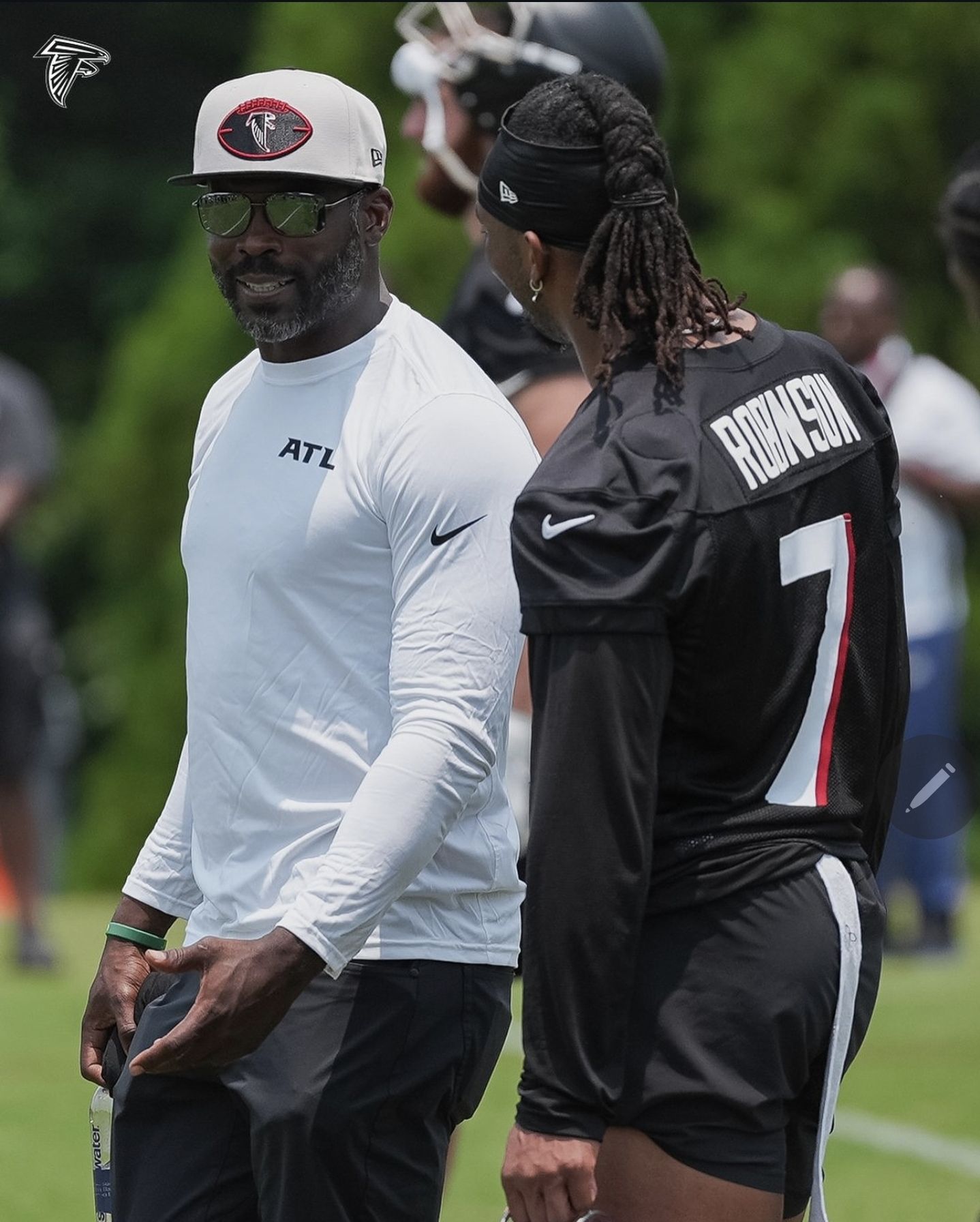 Bijan Robinson jersey number: Falcons reveal first-round RB will wear