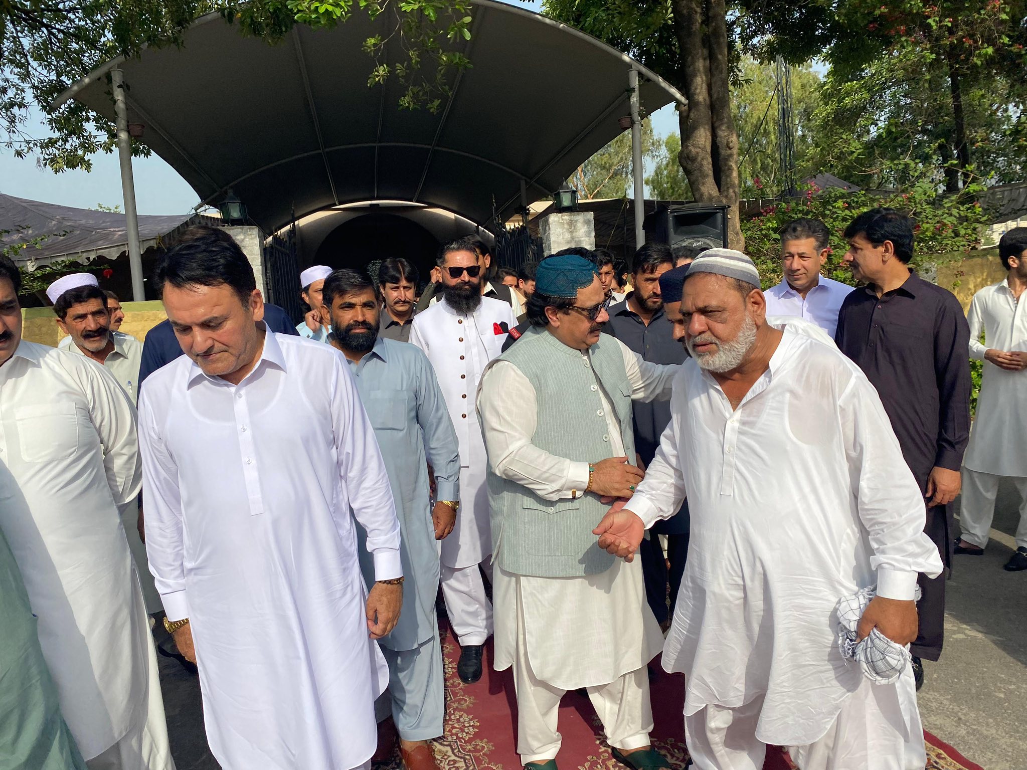 Kal... - Kalu Baba R.A Manser Sharif Shrine, Attock, Pakistan.