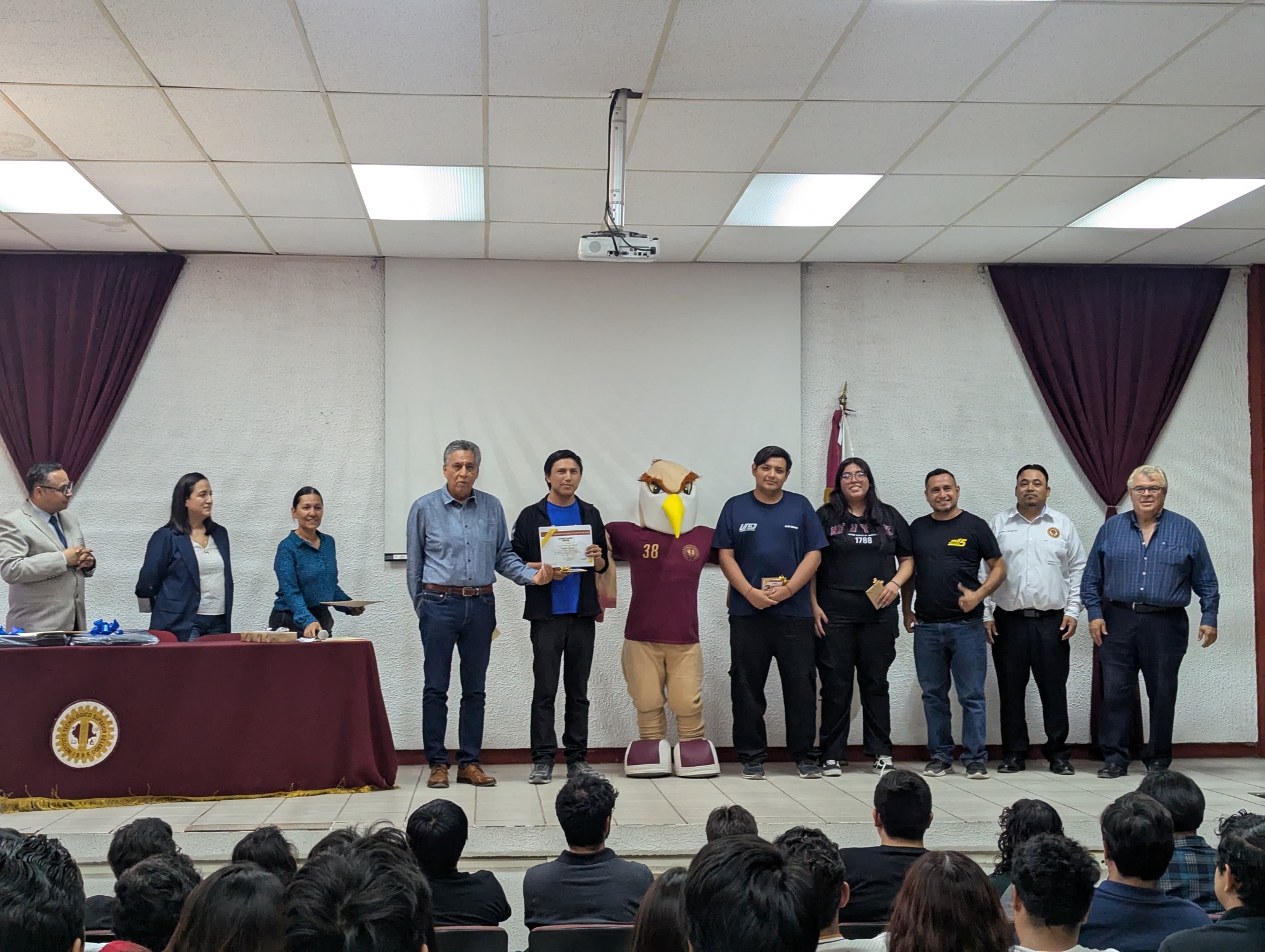 UT Laguna Durango - Ingenieros egresados de la Carrera de Mantenimiento ...