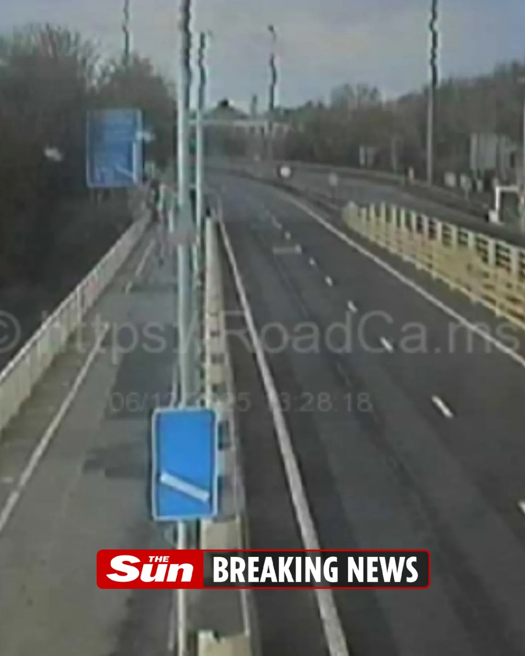 The Sun - Major UK motorway bridge shuts in both directions | Facebook