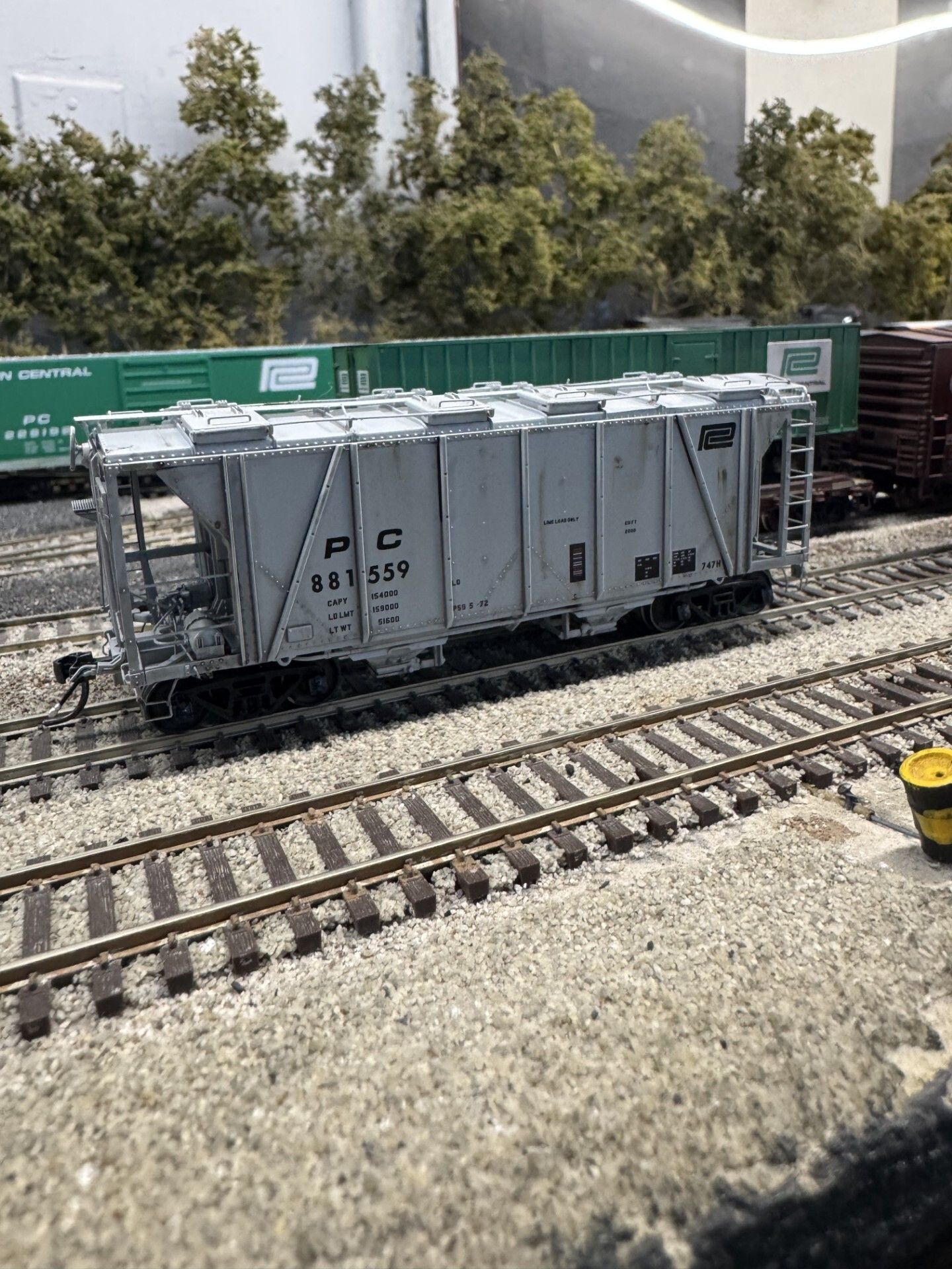 Rapido - Brian Carlson sends us his HO Rapido G22 and PC Enterprise ...