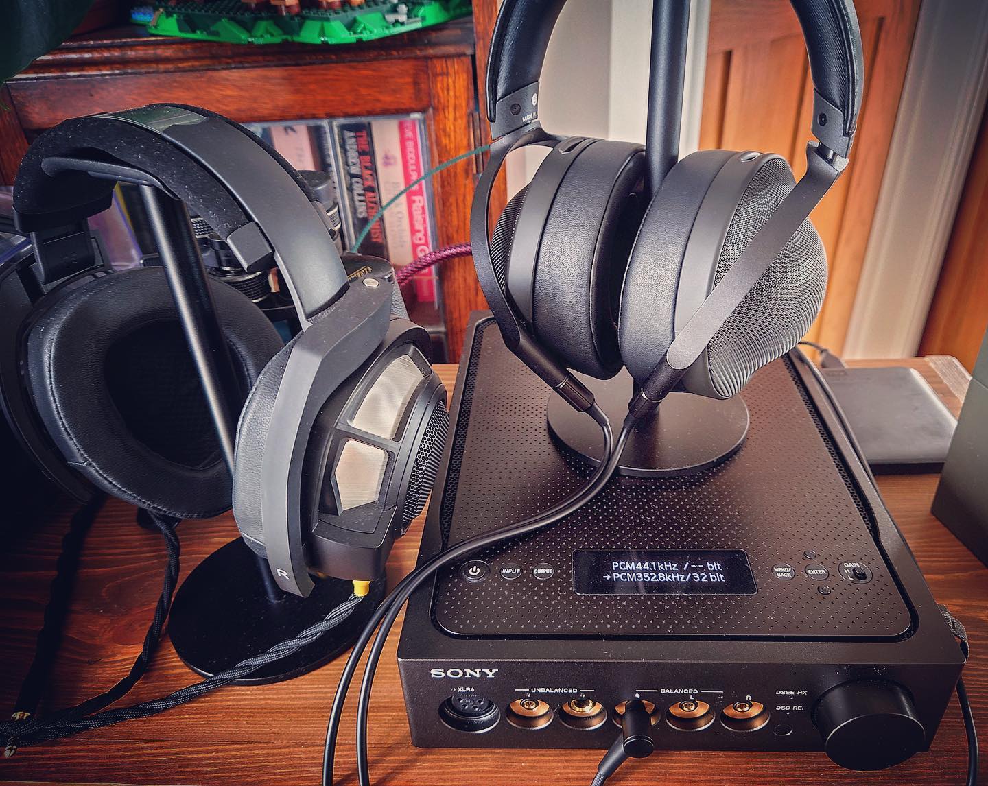 Sony MDR-Z7M2 (with new pads, better material and better sound