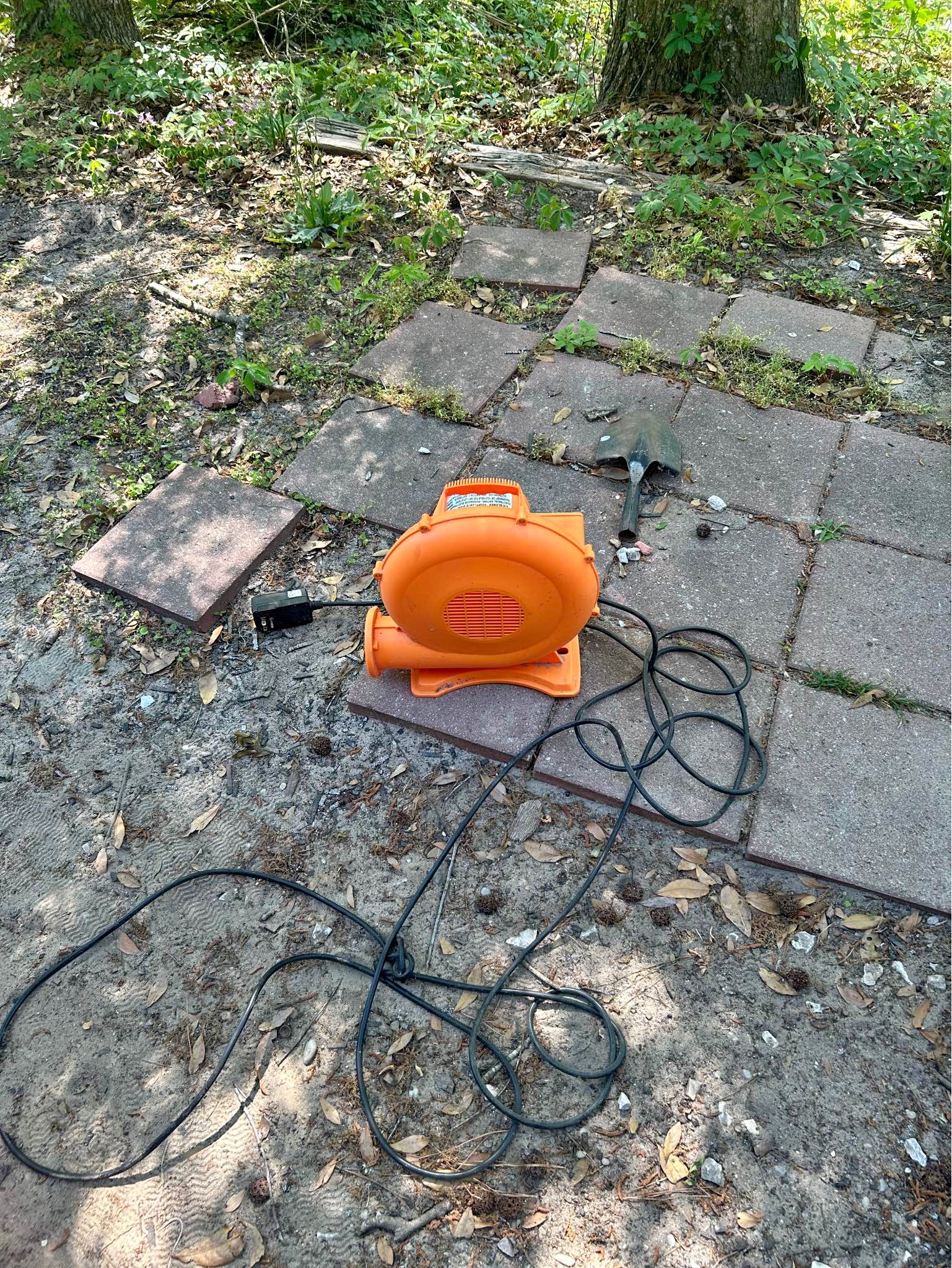 DR Leaf & Lawn Vacuum - Outdoor Power Equipment - Claxton, Georgia ...