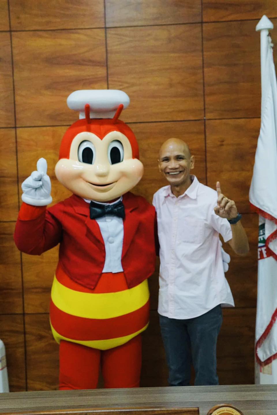 Manong - Ilang tulog na lang…..🤟🏽🙏🏼💙 Malinis na pamumuno at tapat na ...