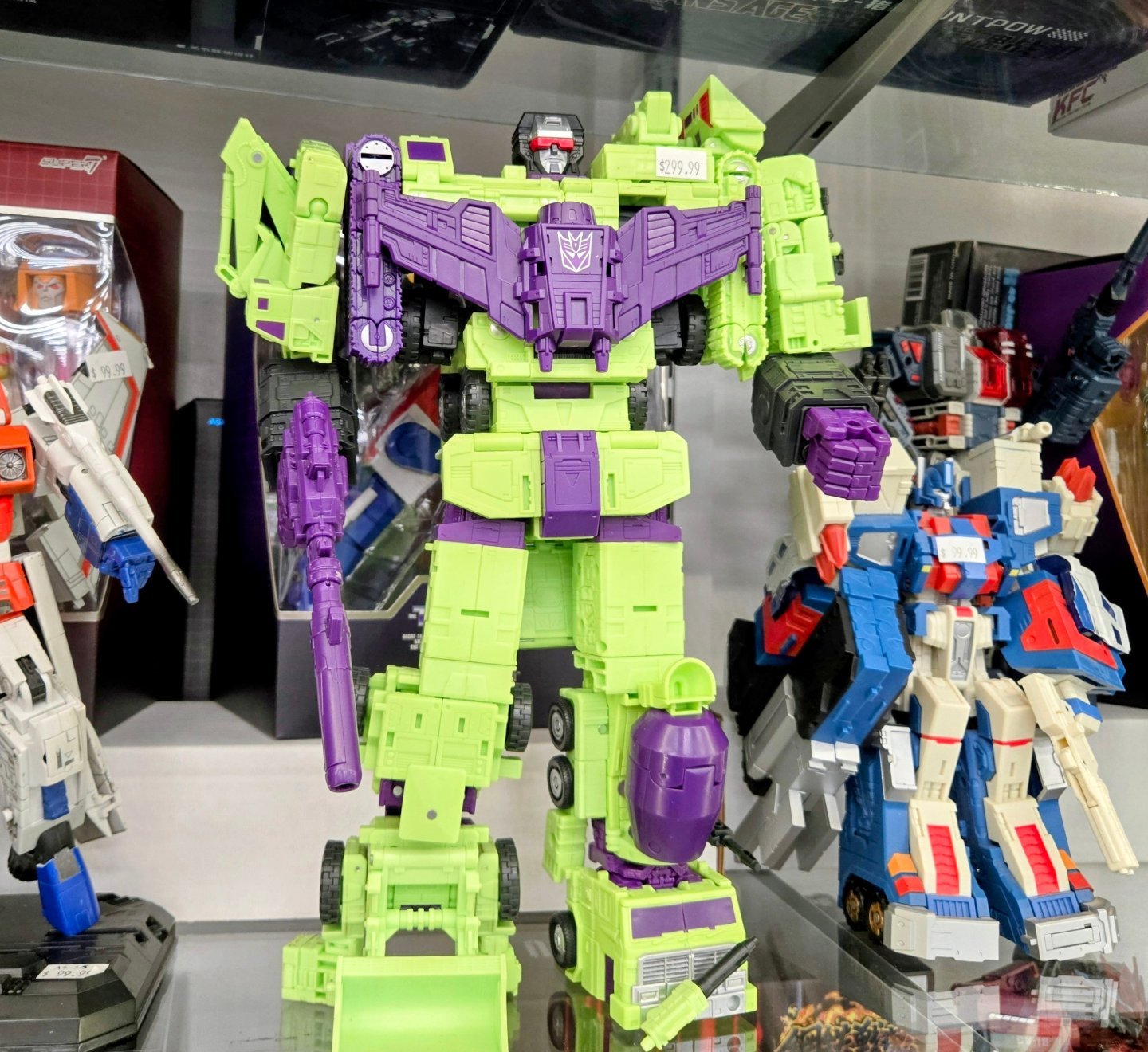 Transformers Devastator figure at Jay
