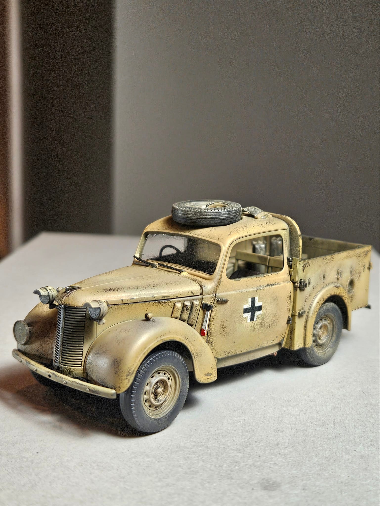 Tamiya 1/35 scale British Light Utility Car