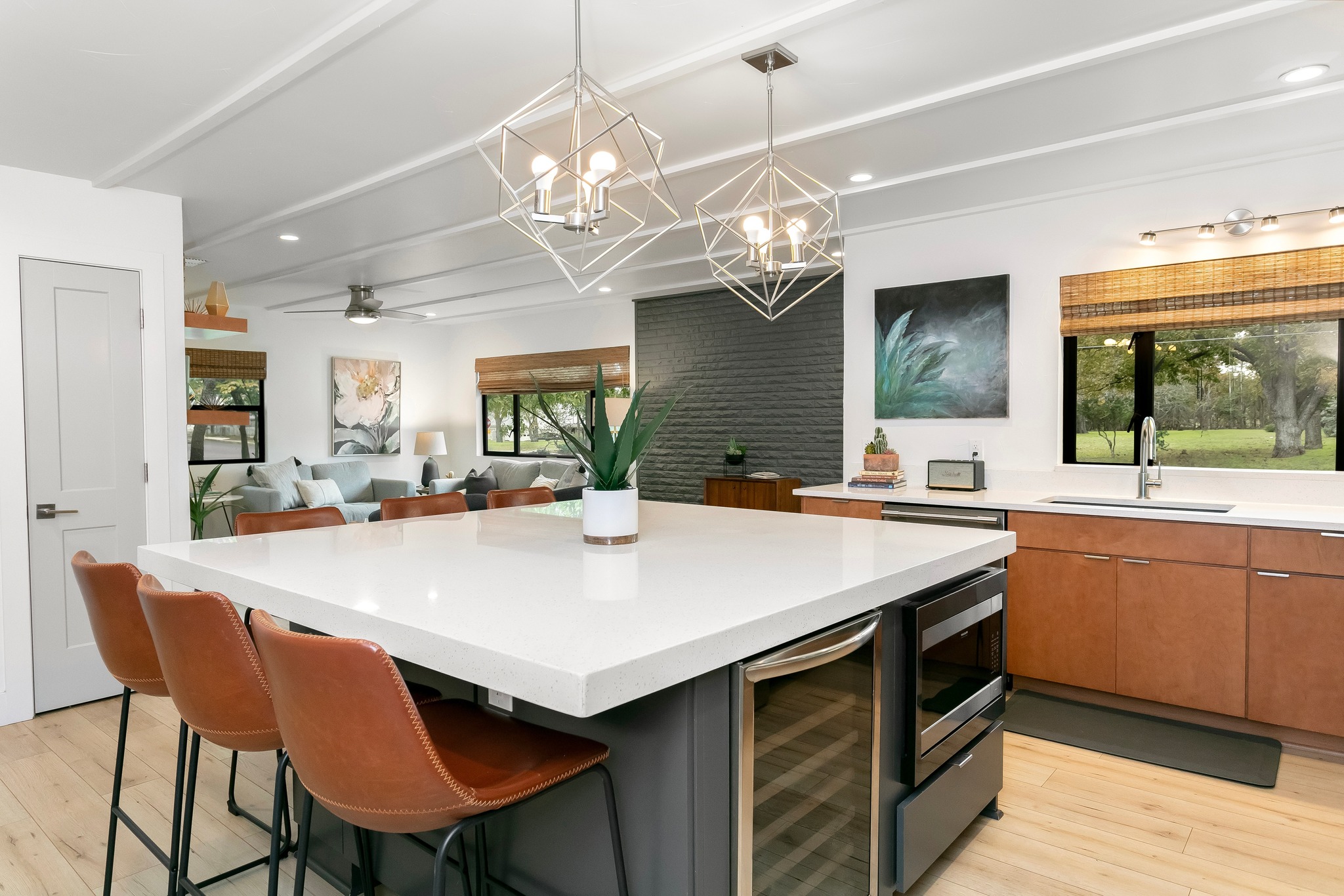 Absolute Charm B&B + Vacation Rentals - View more photos and ...