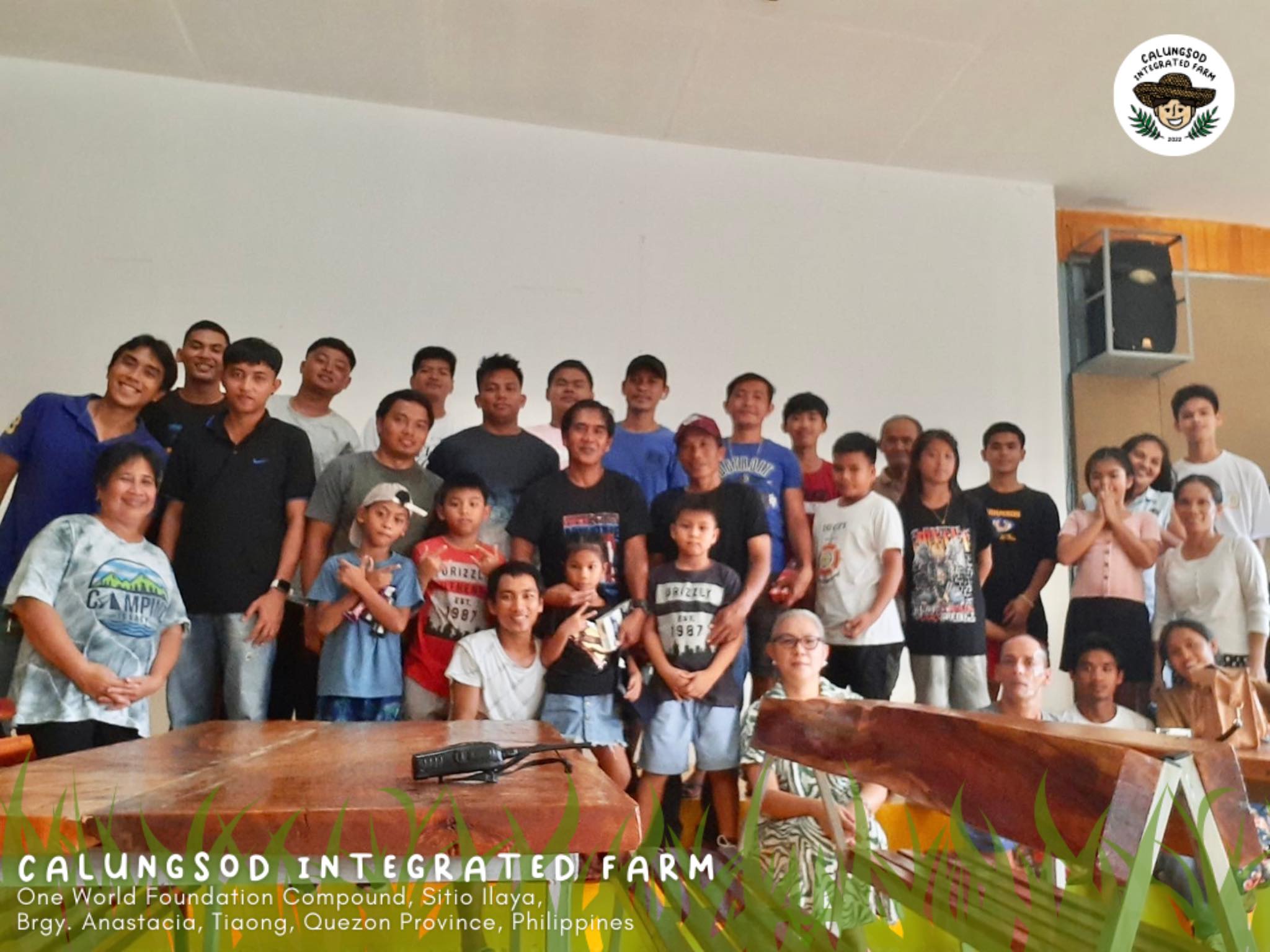 MALIGAYANG PASKO MULA SA ATING... - Calungsod Integrated Farm