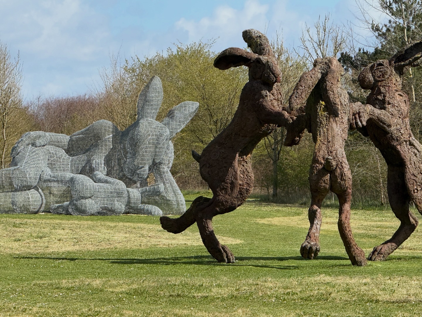 Spring is sprung.#monumentalsculpture #womeninart #motherandchild