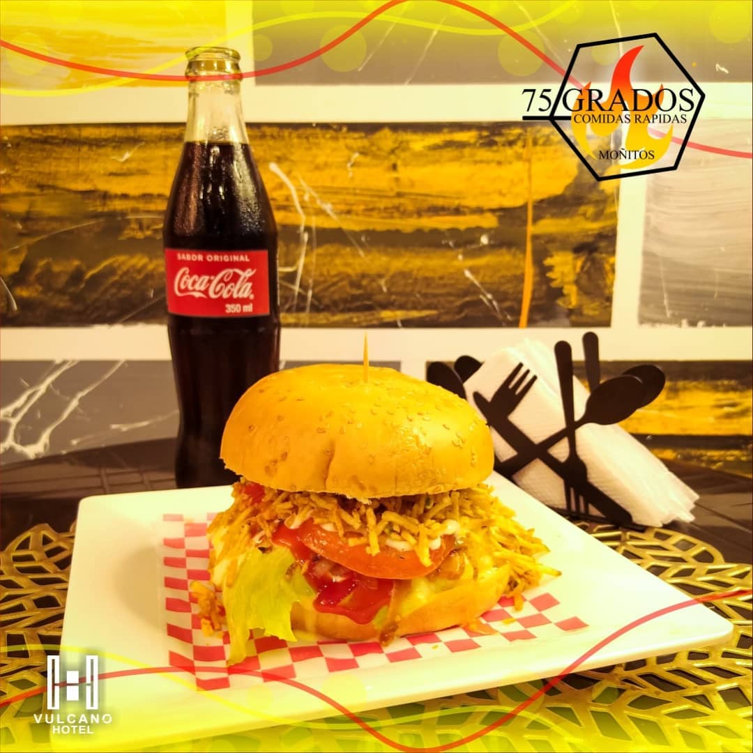 Vulcano Hotel - 🍔75 grados de puro sabor, ven y prueba...