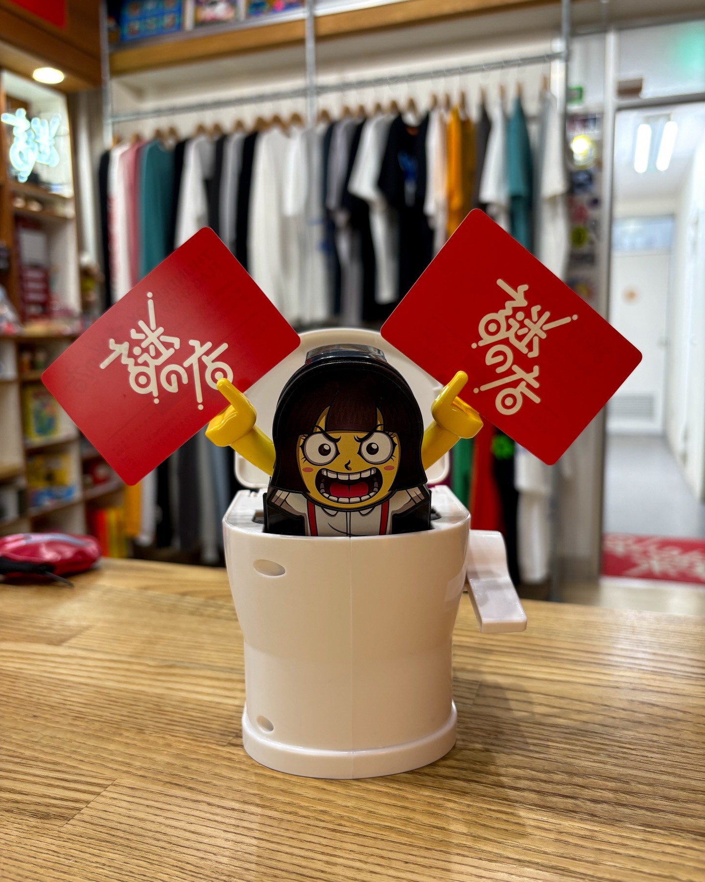 謎の店 Thunderbox FLAG SHOP
