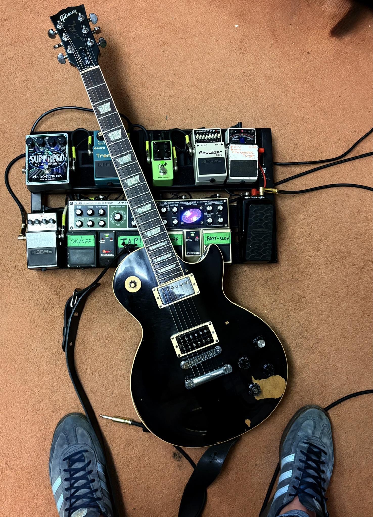 Noel Gallagher has a Superbolt on the board. That is all.