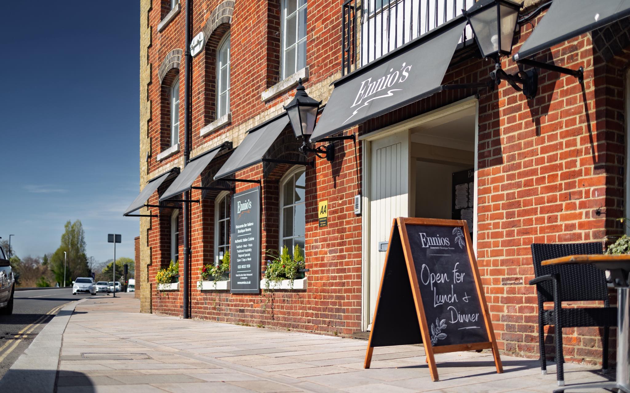 ennios-boutique-hotel-restaurant-southampton