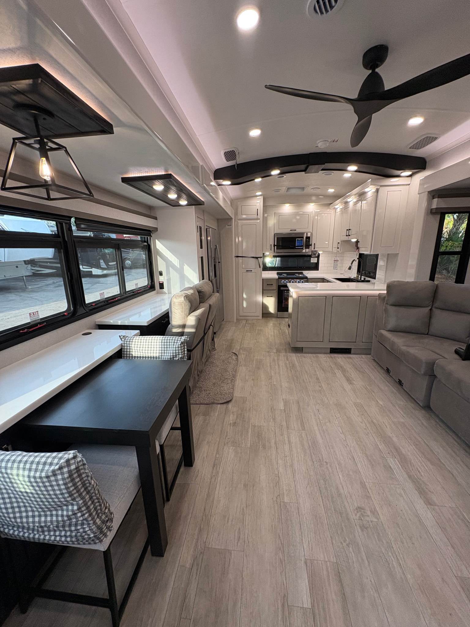 2026 JAYCO 38FBRK PINNACLE - RVs & Campers - Sarasota, Florida ...