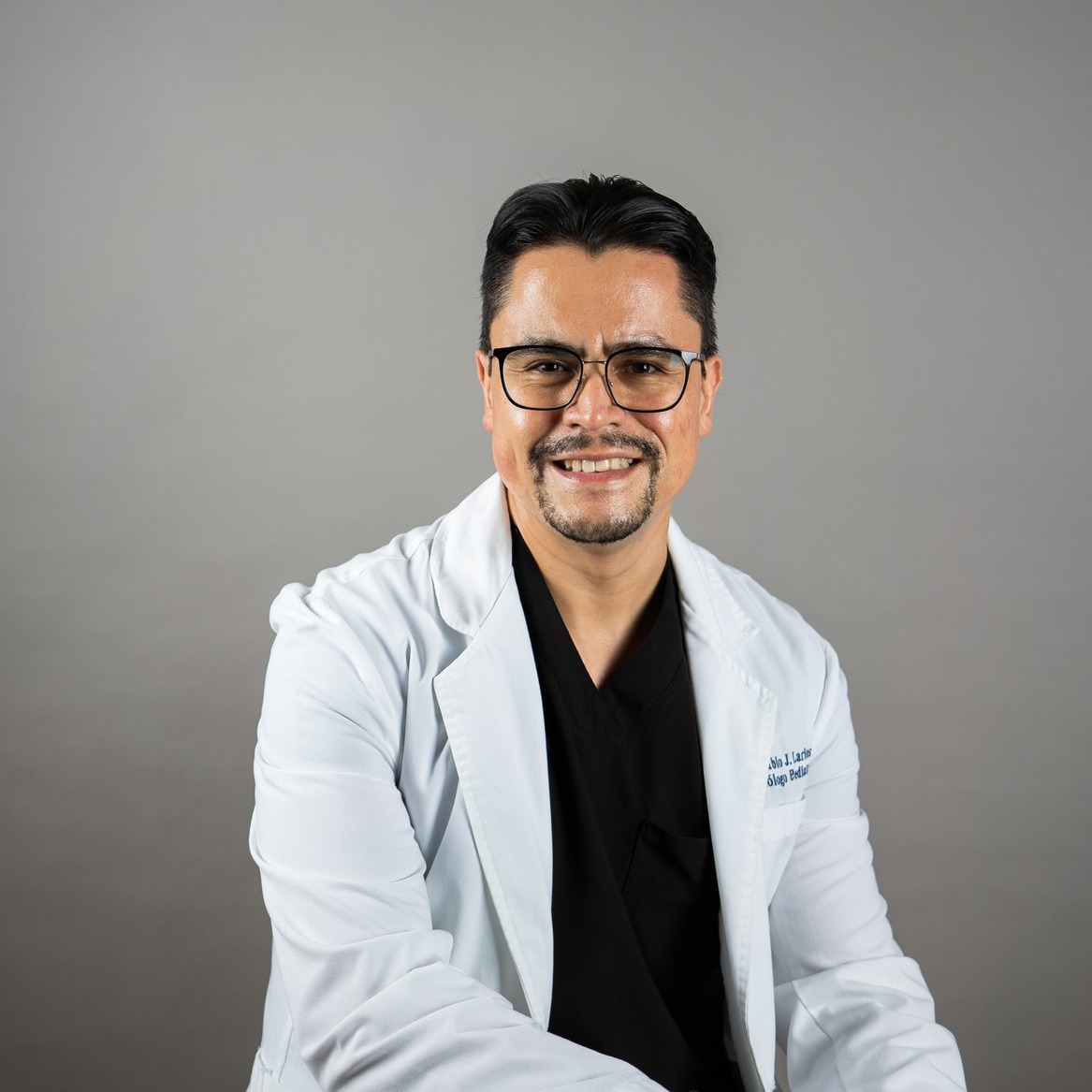 Dr. Pablo Larios, Neumologo Pediatra | Guatemala City