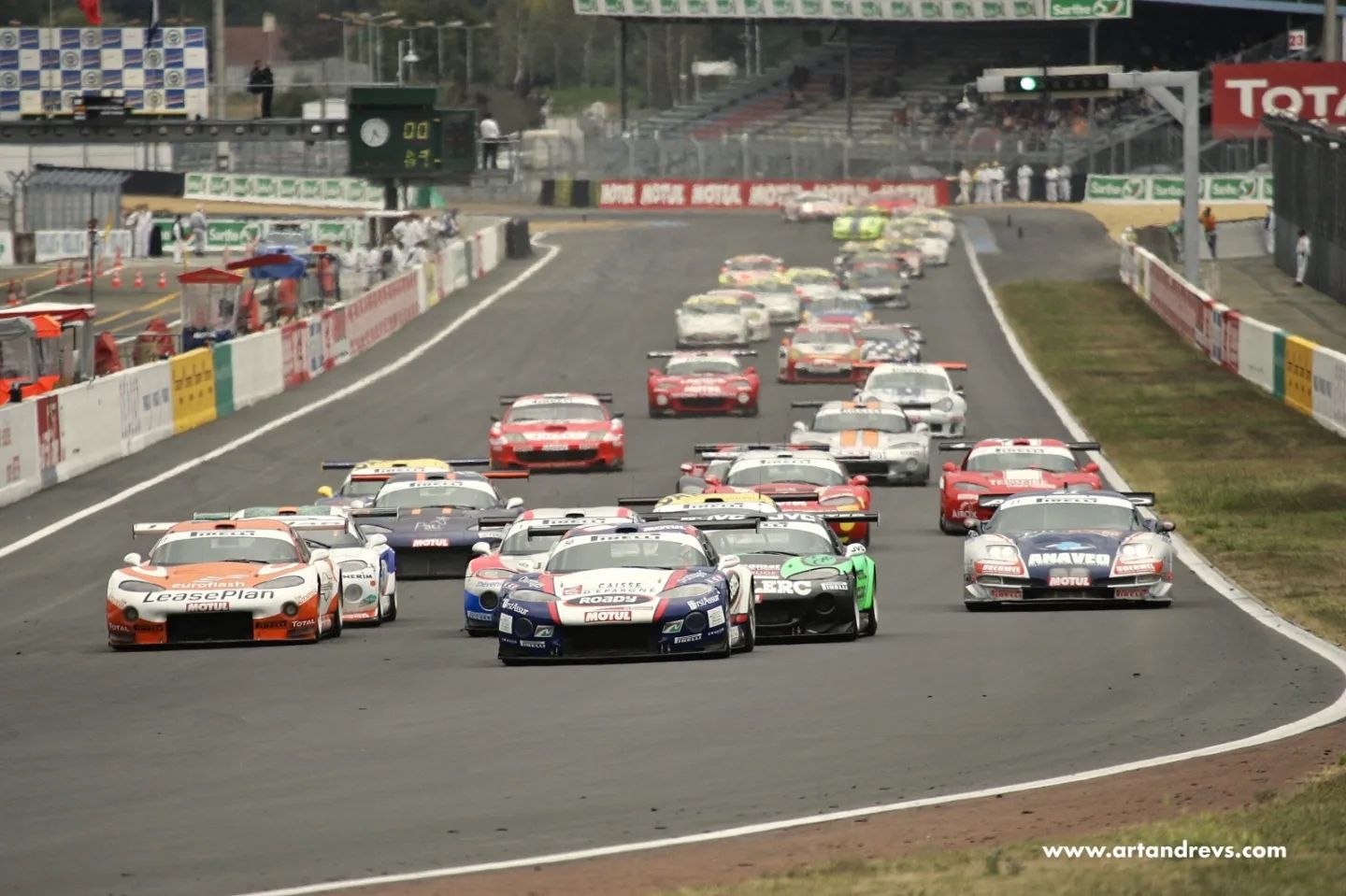 Closing out the week and the... - Viper Racing History