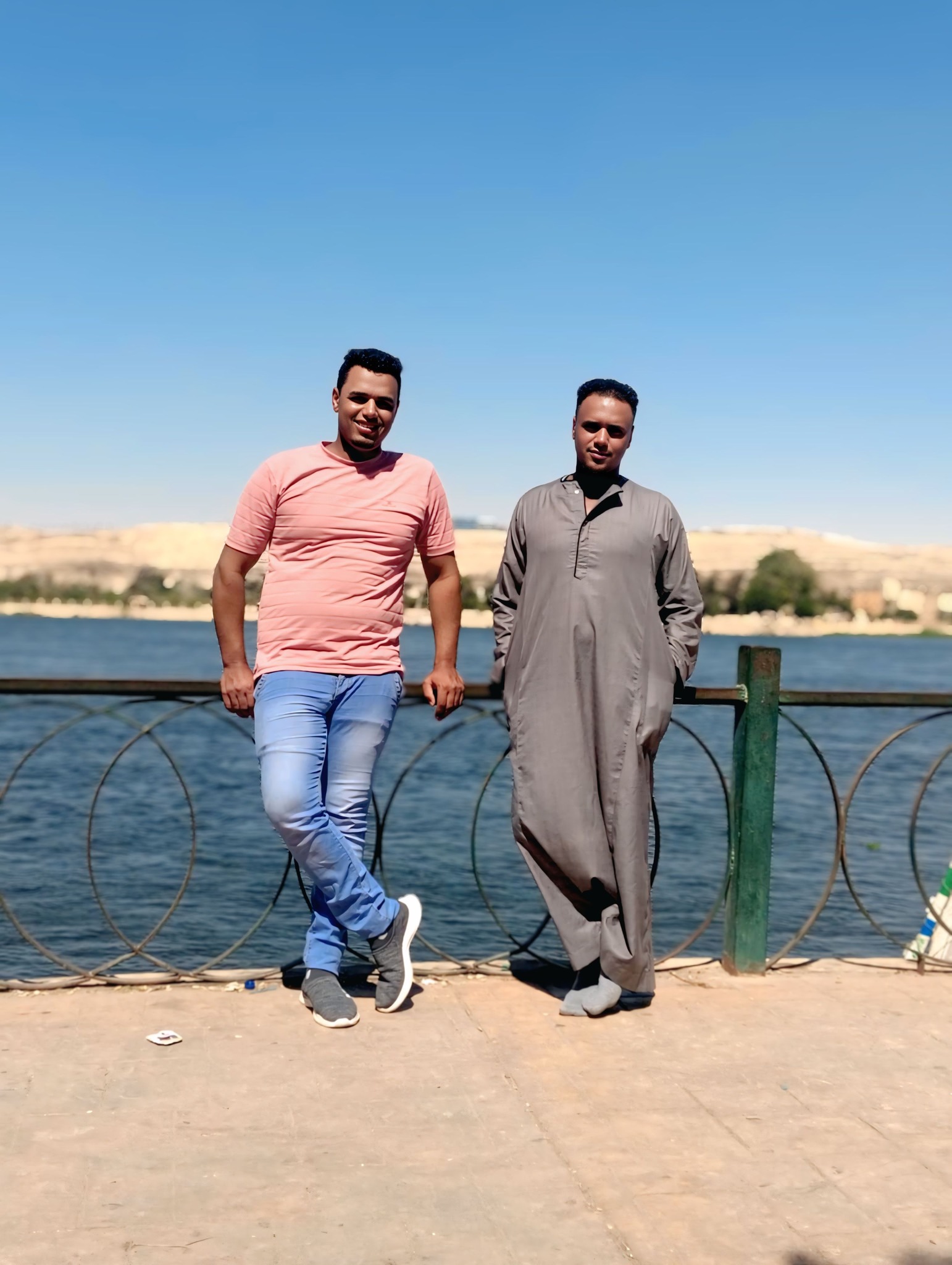 الجينيس - Genius