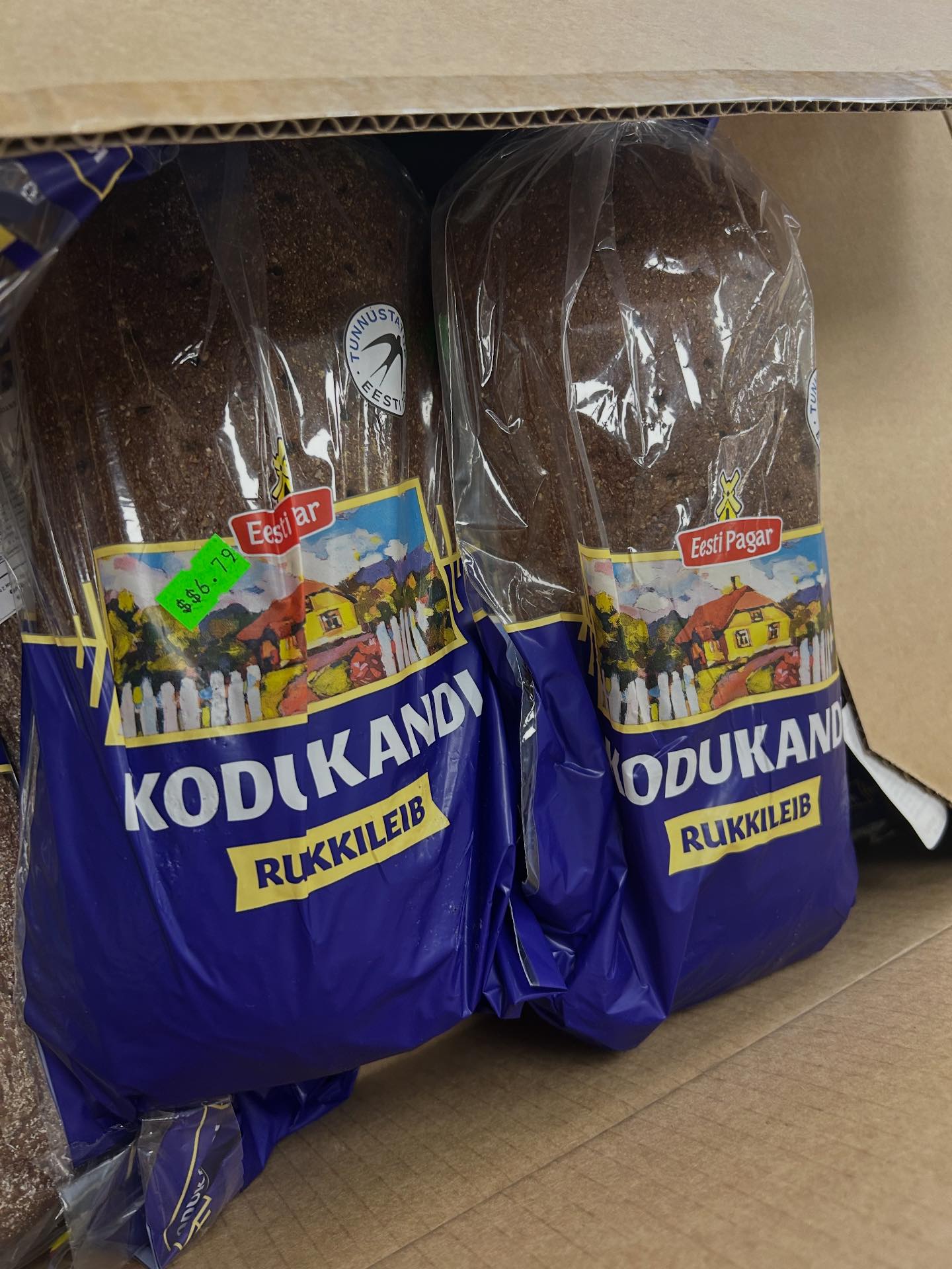 Huge selection of Dark Rye Breads arrived yesterday! Find them in our ...