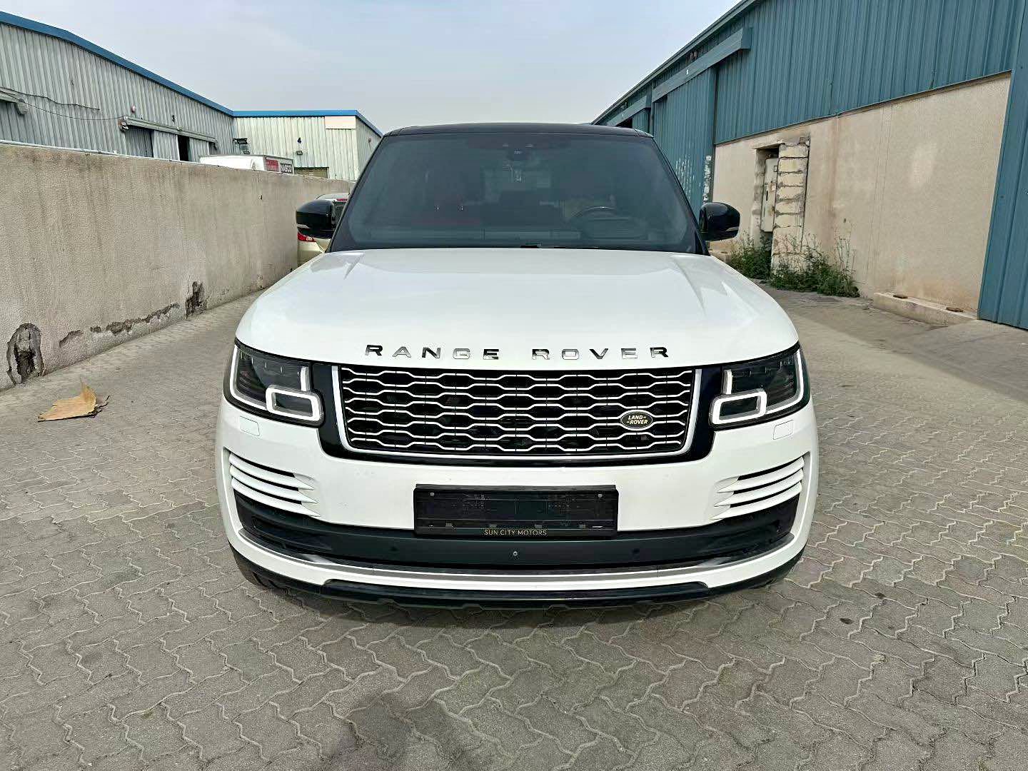 2023 Land Rover Range Rover Clean title V6 - Cars & Trucks - Dubai ...
