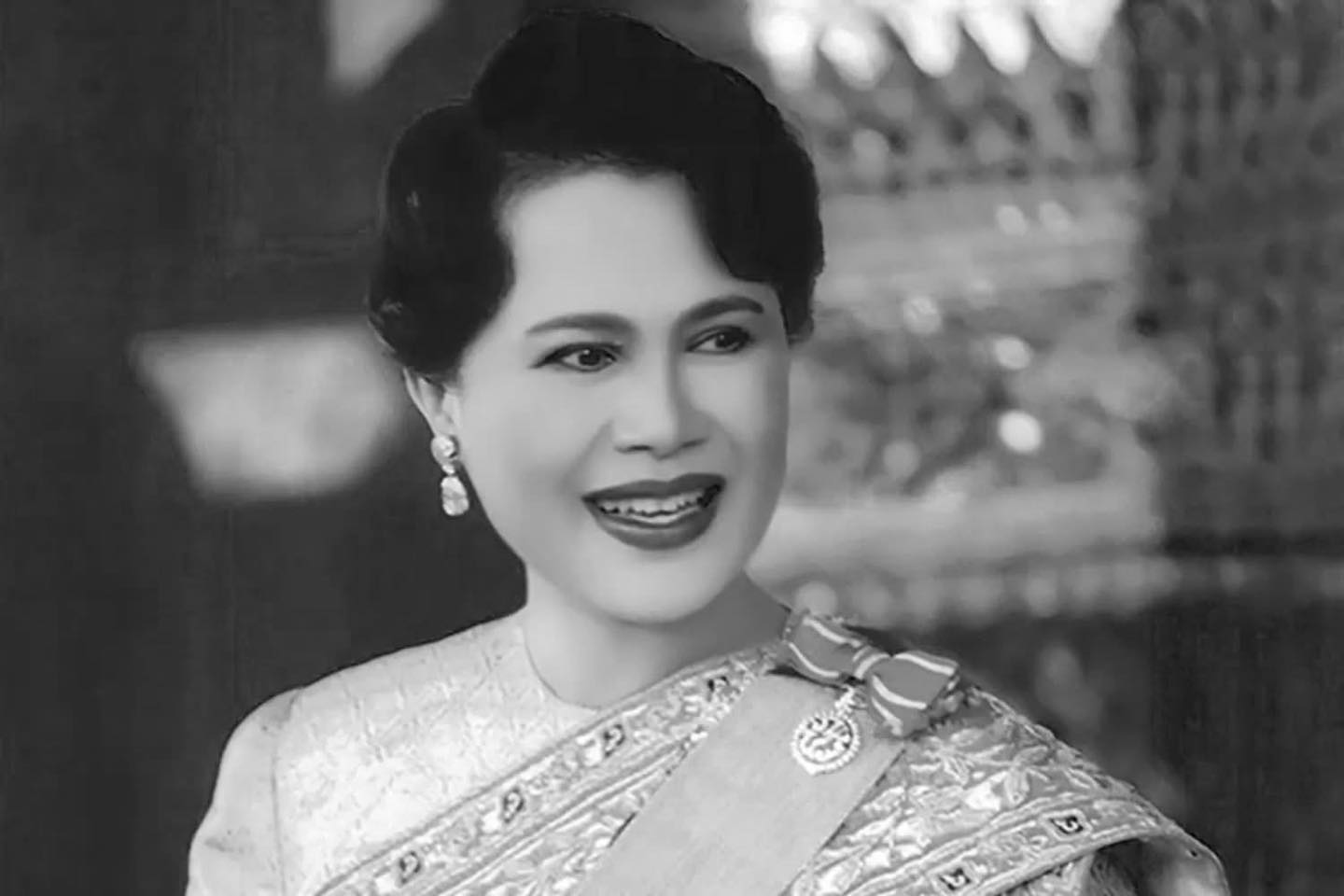 BK18 - 🖤Thái Lan thông báo Thái hậu Sirikit - Vợ vua Rama IX và là mẹ ...