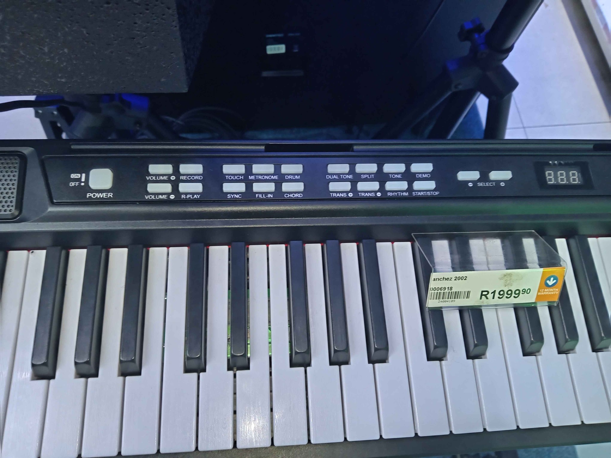 Sanchez 2002 Electrical keyboard - Electronic Keyboards - Johannesburg ...