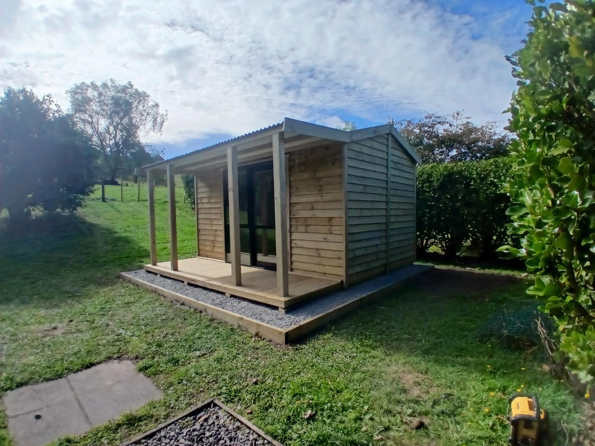 Kiwi Cabins - 4.2m by 2.4m Premium Zinc & Cedar Cabin $14,995.00 ex ...