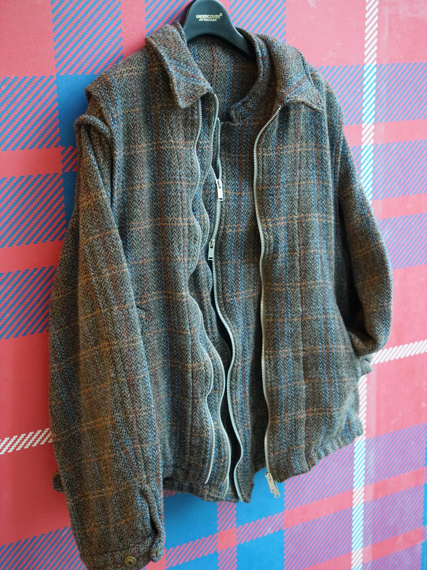 undercover_lab 25-26AW interface 【UC2E4202】 縮絨ｳｰﾙﾁｪｯｸWZIPｽﾀﾝﾄﾞ