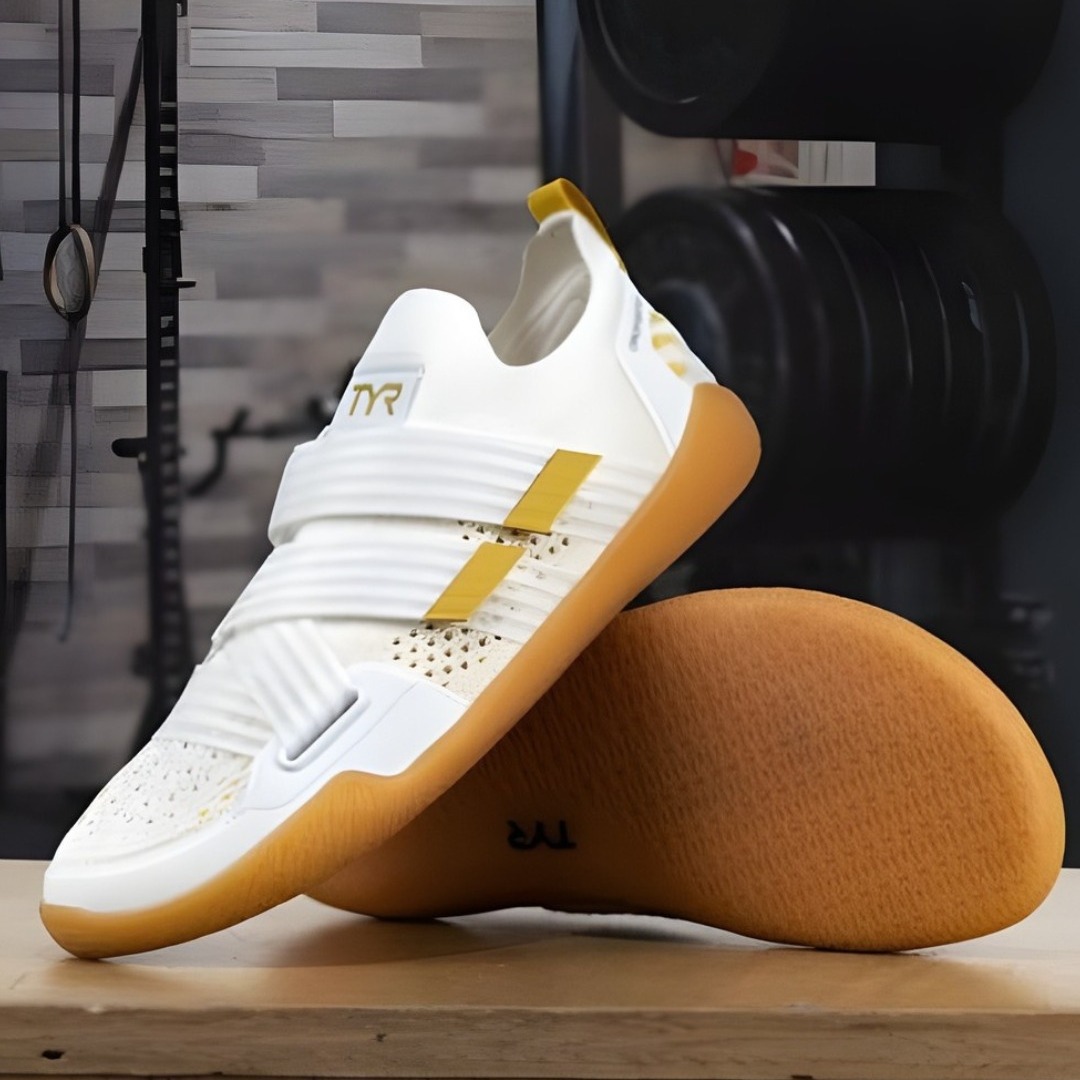 Designed with Squat University, the TYR DropZero Barefoot Trainer