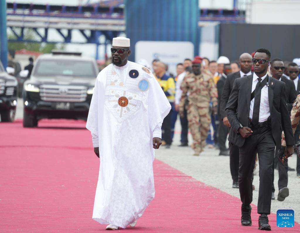 China - Rais wa mpito wa Guinea Mamady Doumbouya alishinda uchaguzi wa ...