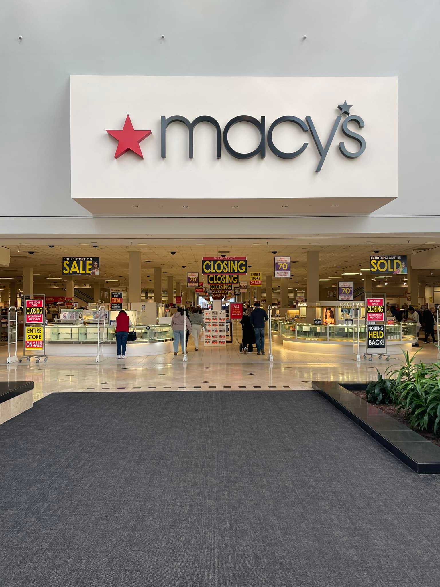 macys homecoming dresses 2025 I took my girls to the mall today. If you need a formal dress for prom, homecoming, mother of the bride, etc. Macy's store is closing and prices are as low as bestdressedsale