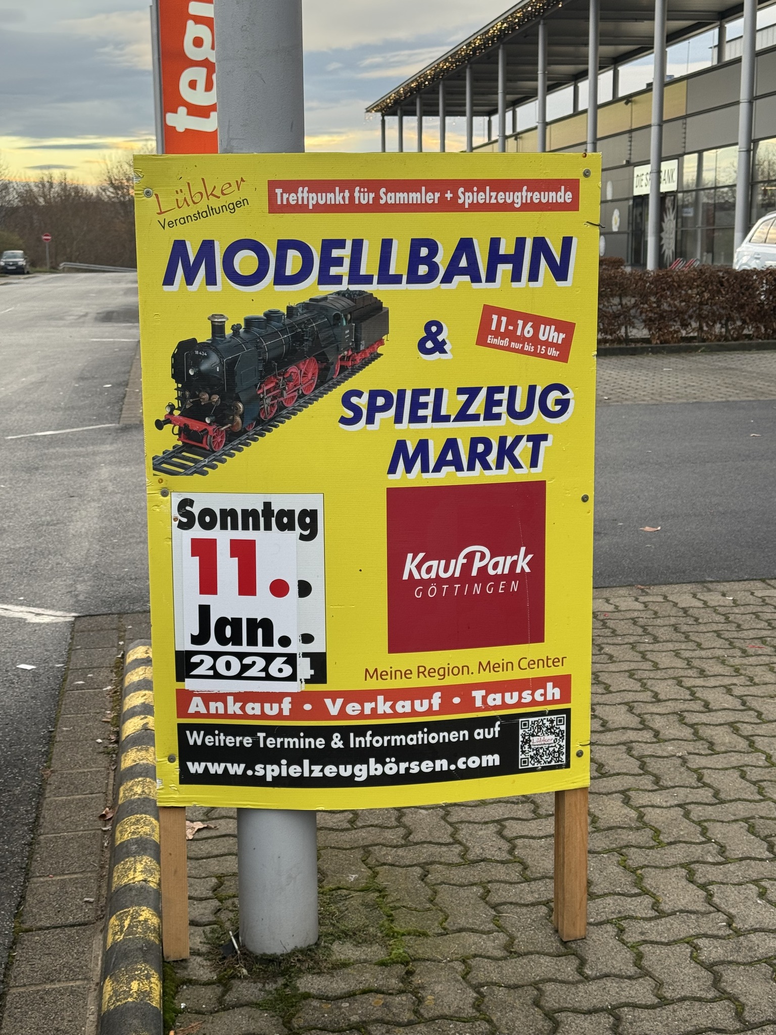 Modellbahn- und... - Modellbahn- und Spielzeugbörse