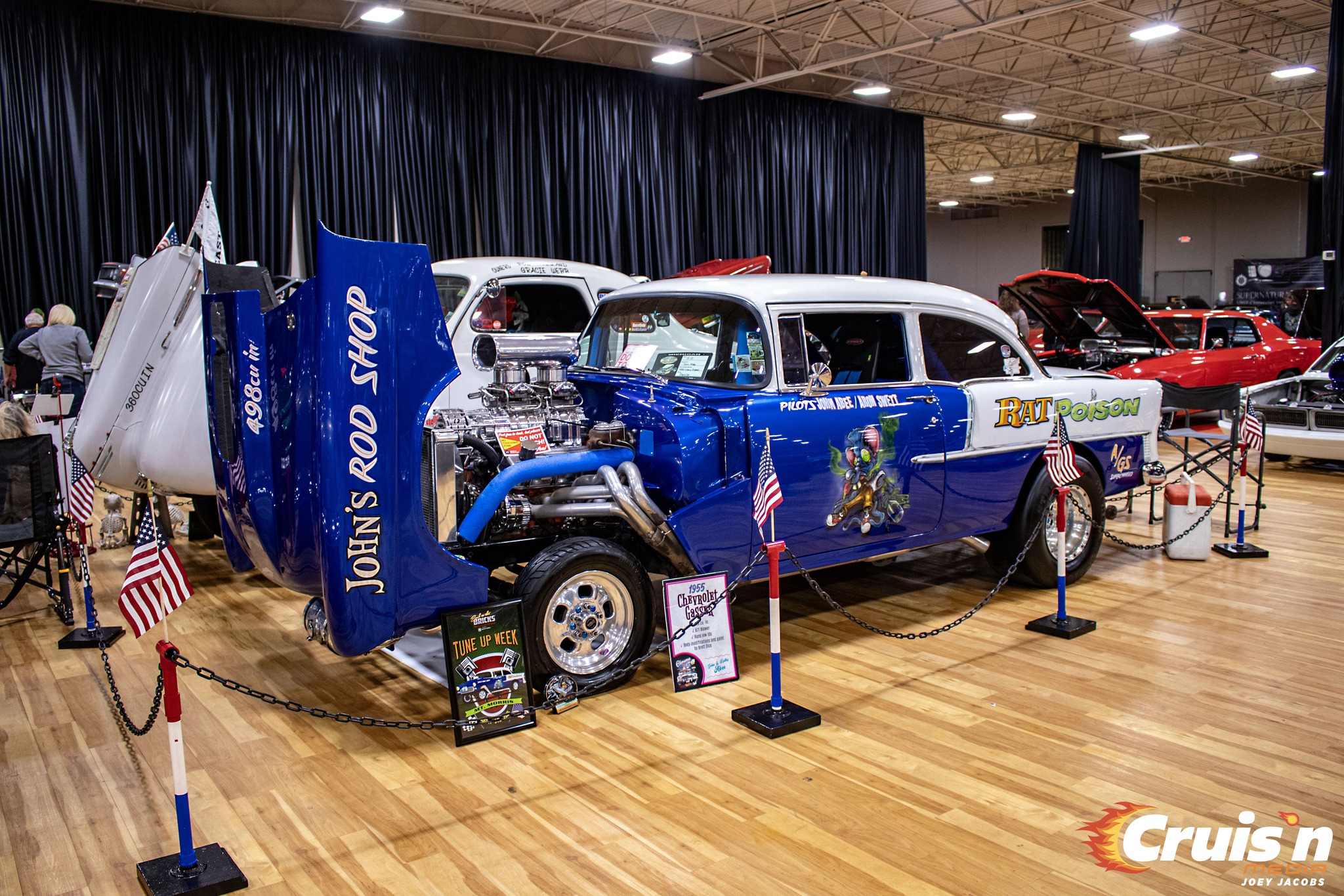 Cruis'n - Cruis'n added a new photo — in Waterford, Michigan.