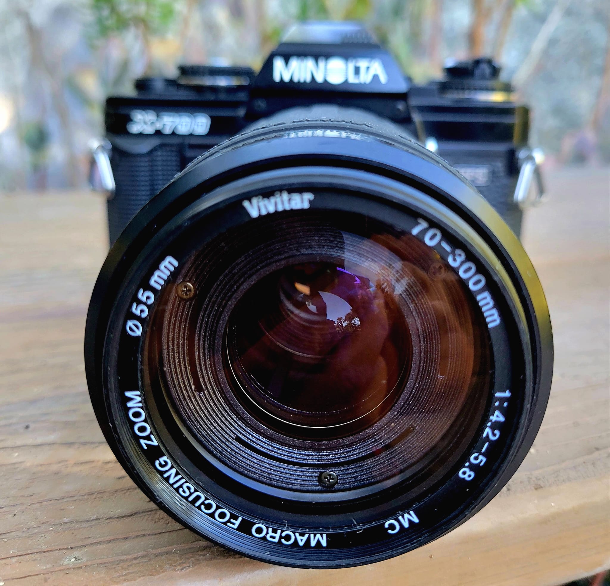 Vivitar 28mm-90mm macro zoom lens for Minolta X-700