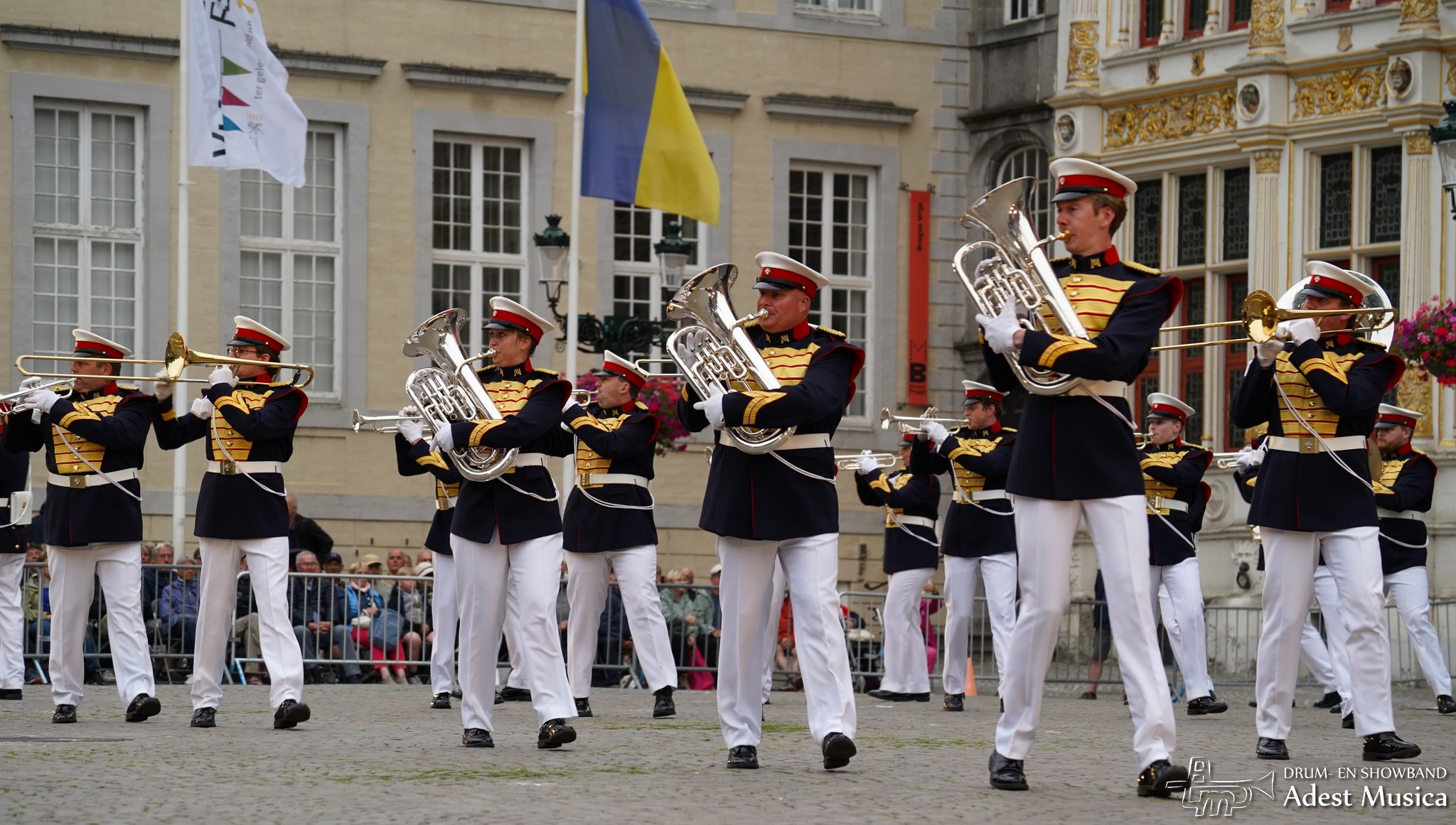 Adest Musica - De Drum- en Showband heeft gisteravond deelgenomen aan ...