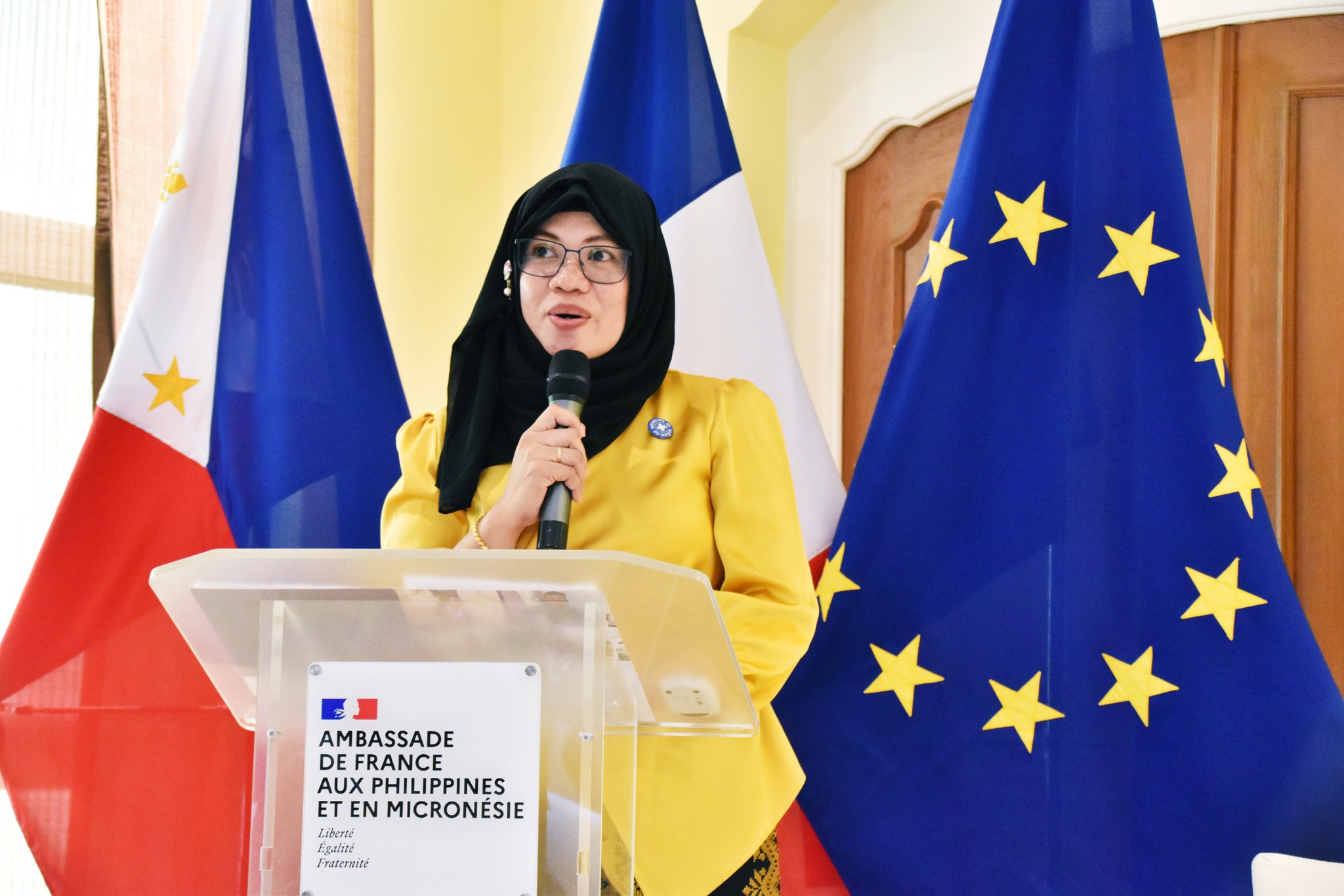 Embas... - Embassy of France to the Philippines and Micronesia