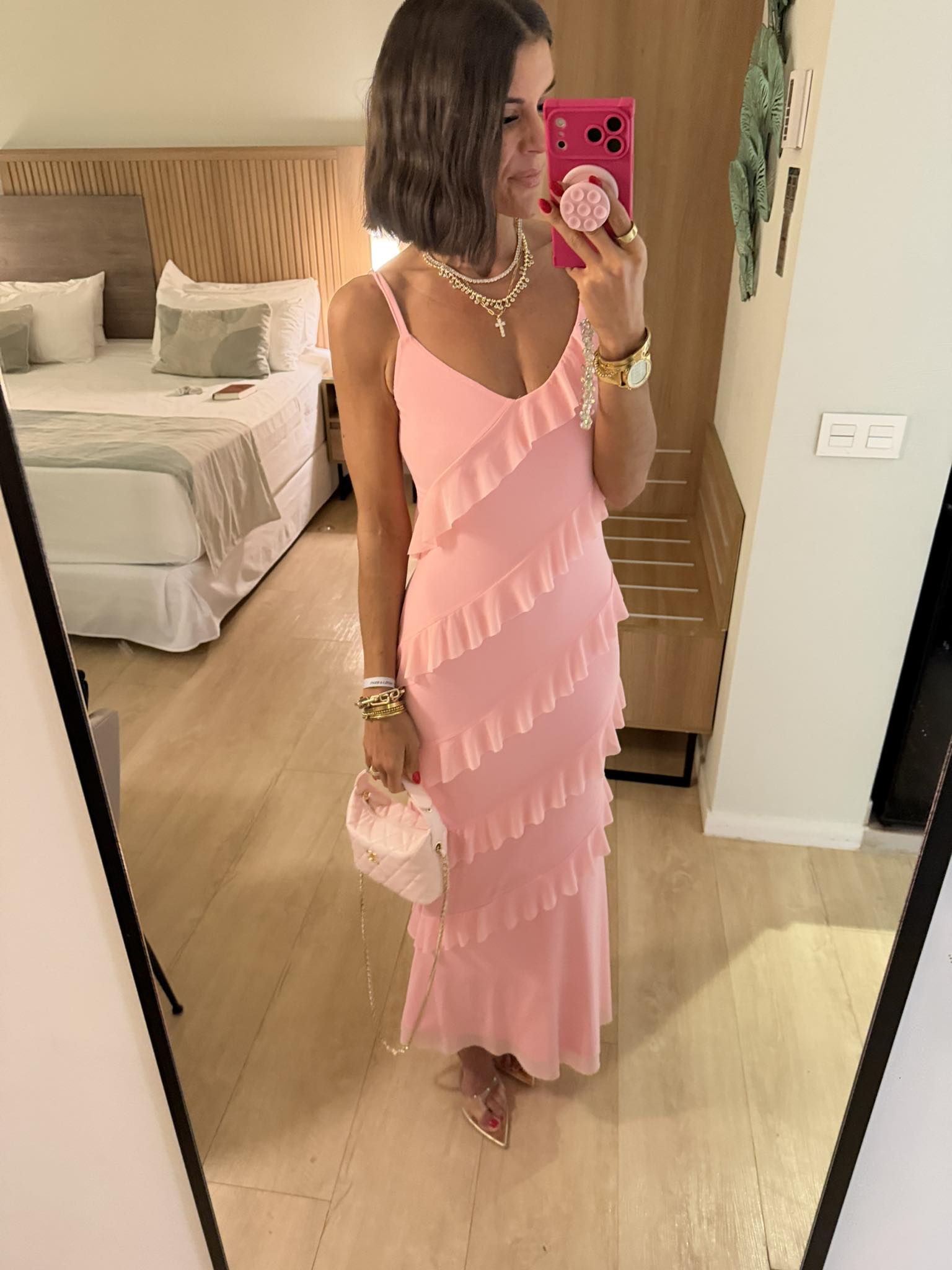how to dress for dinner in aruba We made it Aruba! Quick change and headed dinner! The ruffles on this Amazon just make me happy!! 🔗👇🏼 Tiktok Fabric:Cotton matty summer_2026 🛍🛒Shop this look today