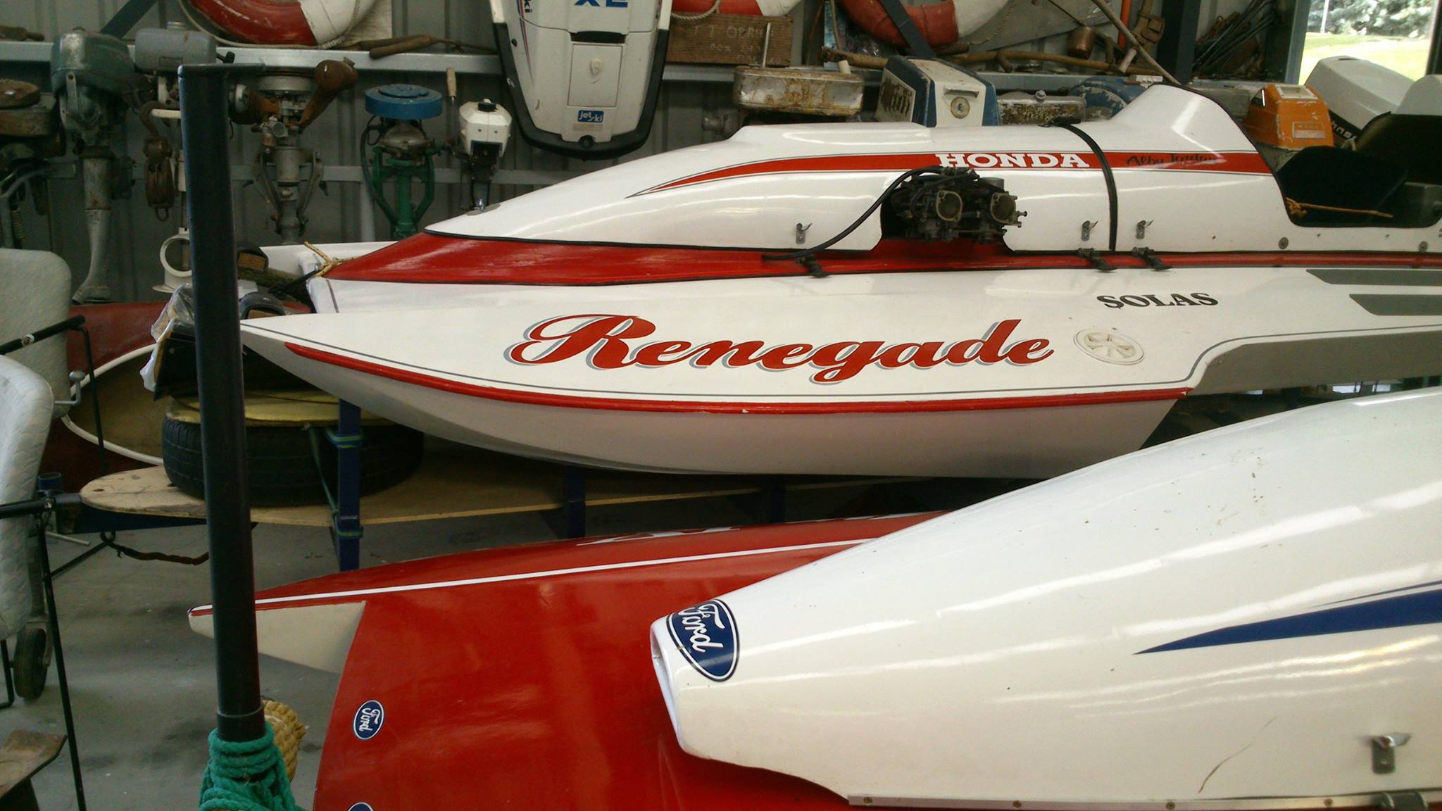 A couple of old boats at... - New Zealand Speedboat History