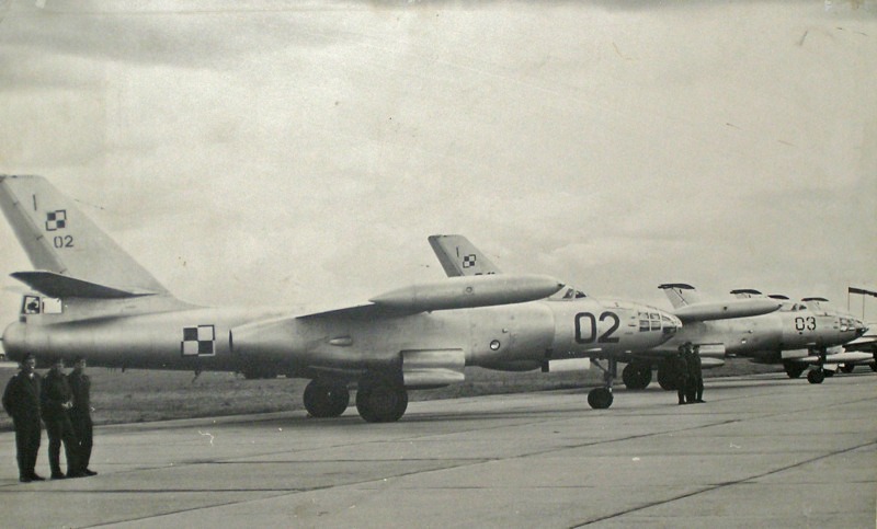 Cold - Il-28R photorecon 