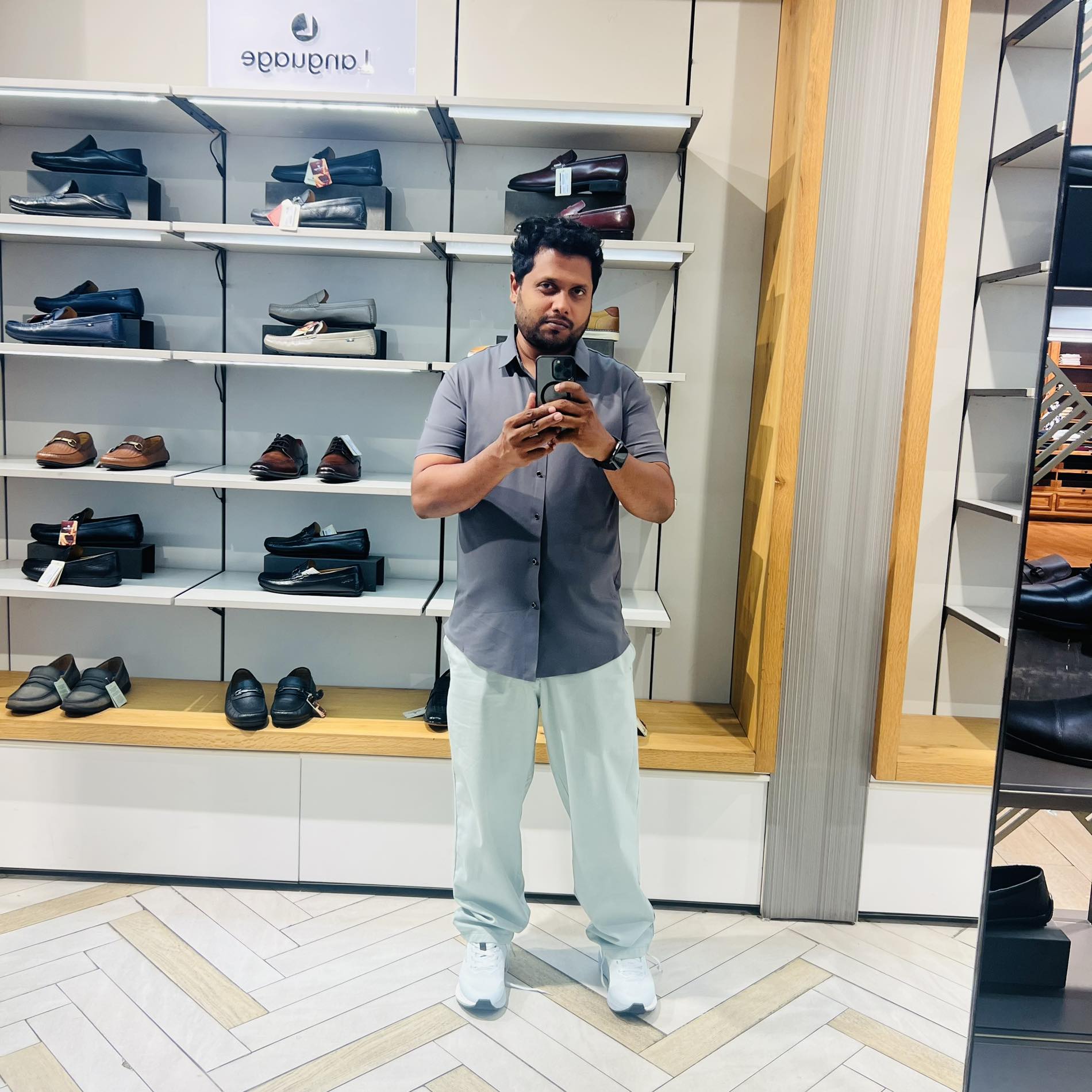 I-Zone Mobile Weligama