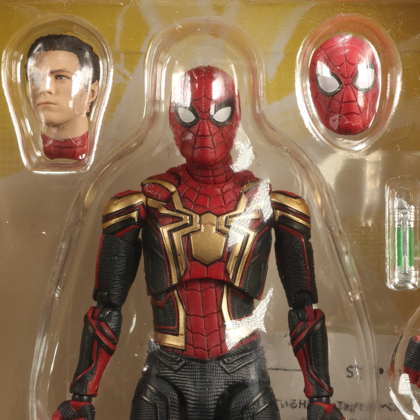Medicom Toy Mafex No. 245 Marvel SPIDER-MAN INTEGRATED SUIT Spider 